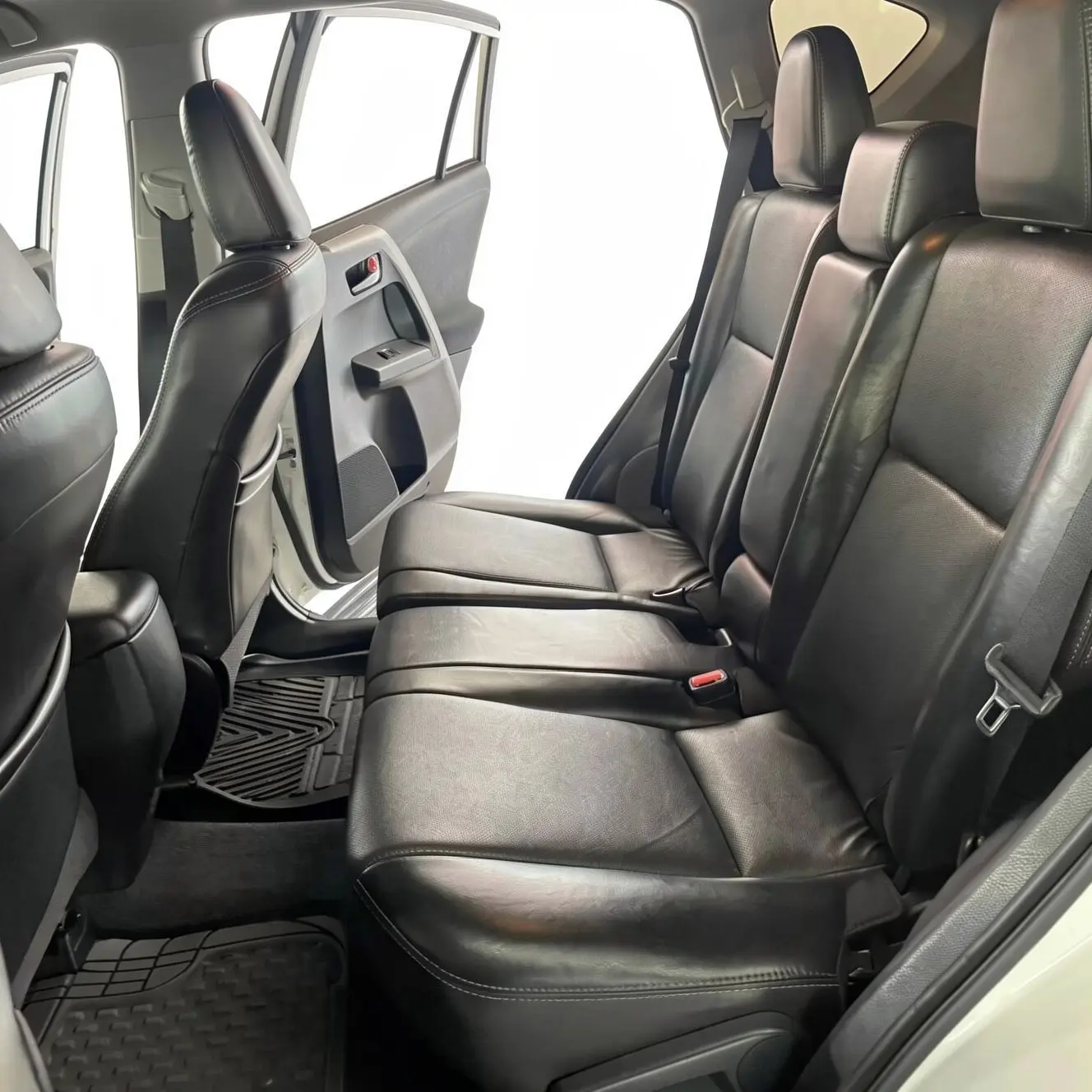 2017 Toyota RAV4 — foto 7