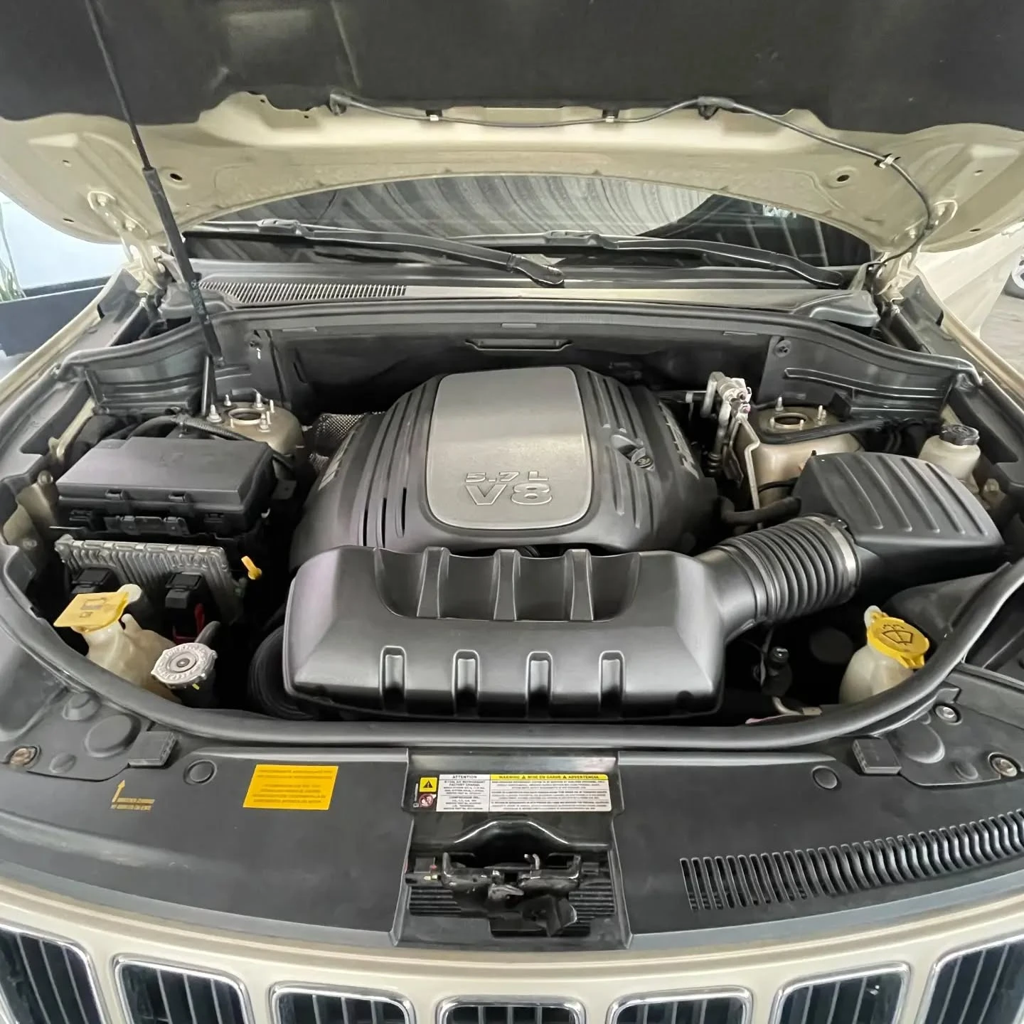 2015 Jeep Grand Cherokee 4G PLUS — foto 8