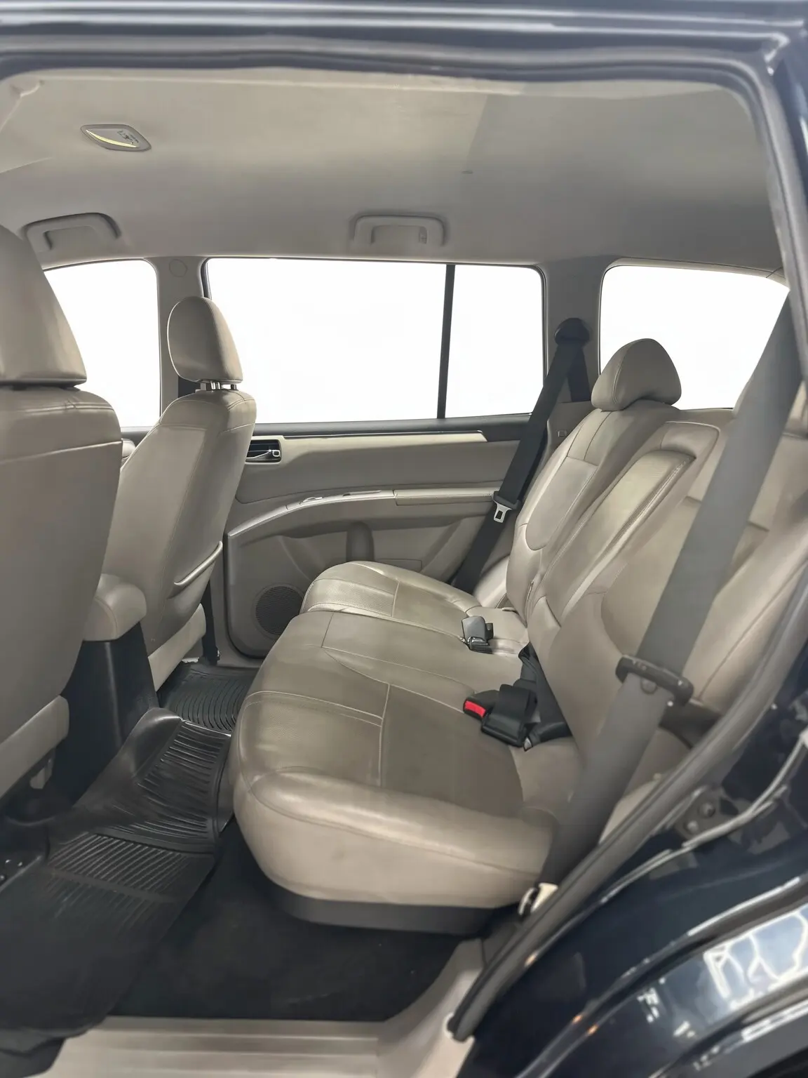 2014 Mitsubishi Montero Sport — foto 6