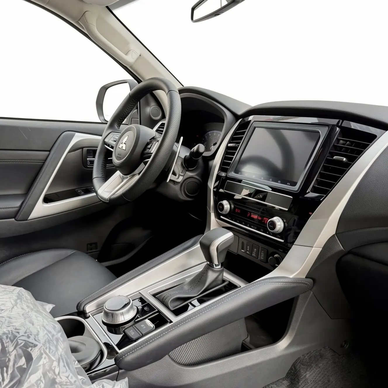 2026 Mitsubishi Montero Sport — foto 6