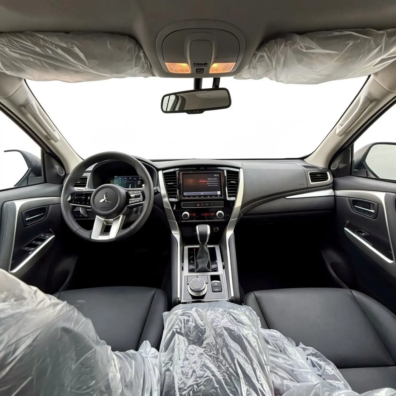 2026 Mitsubishi Montero Sport — foto 5