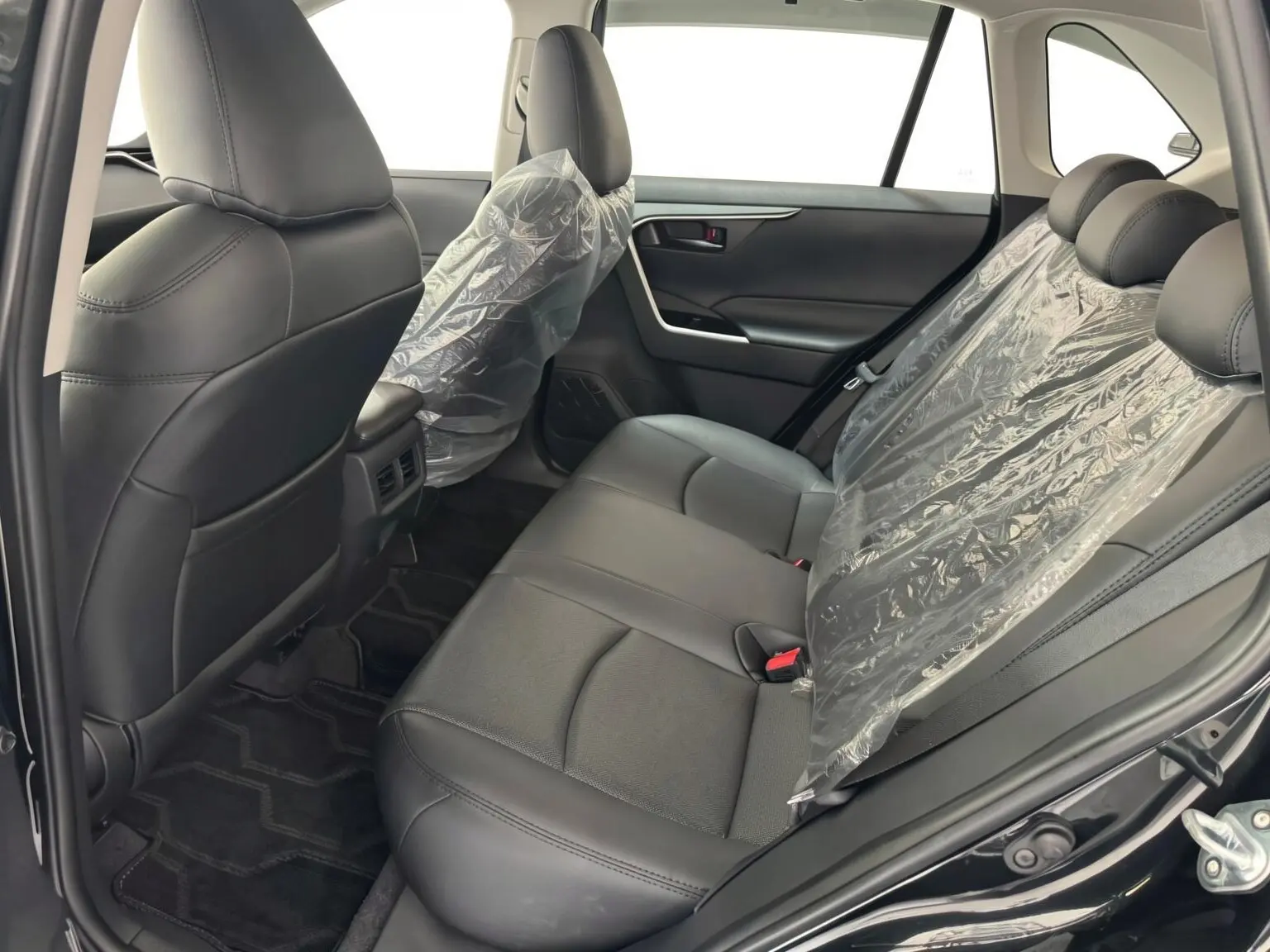 2025 Toyota RAV4 — foto 11