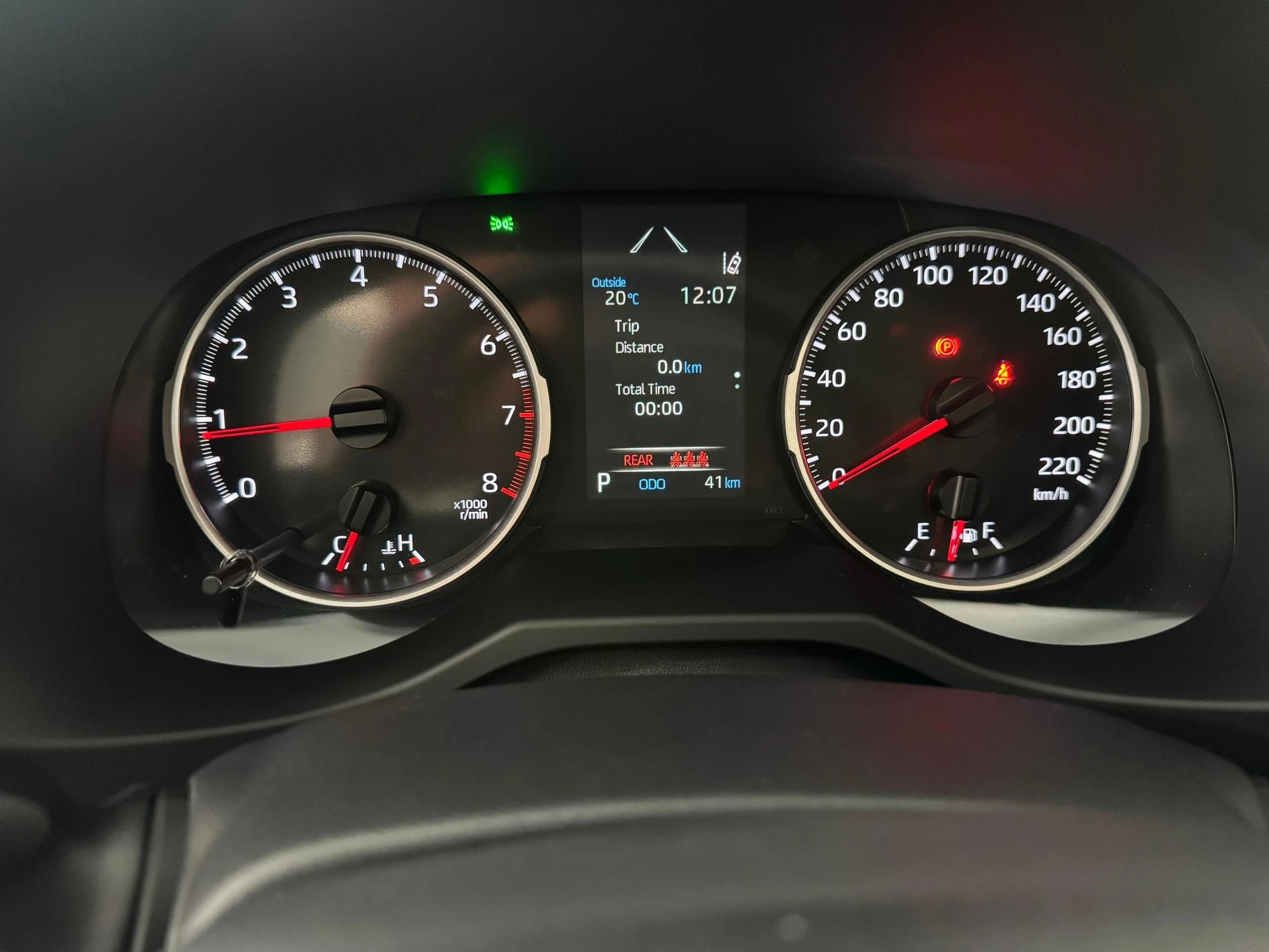 2025 Toyota RAV4 — foto 14