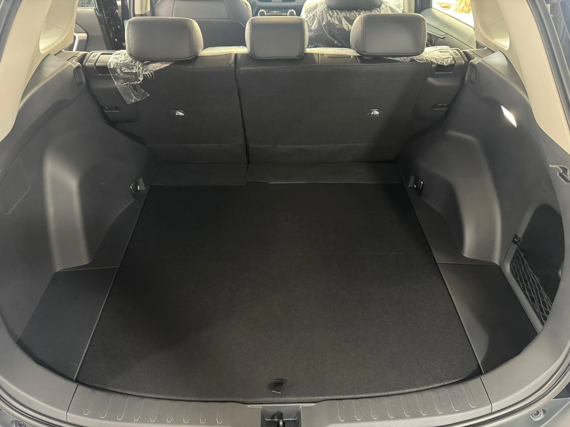 2025 Toyota RAV4 — foto 12