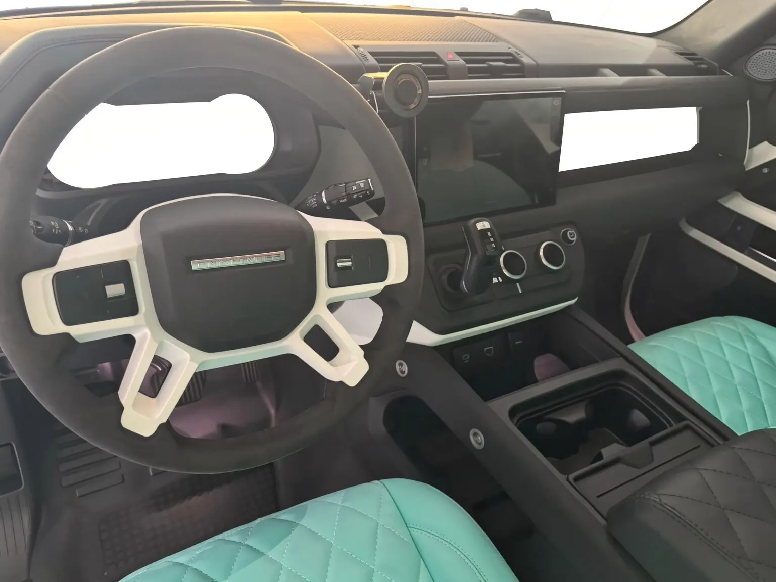2023 Land Rover Defender P-400 — foto 7
