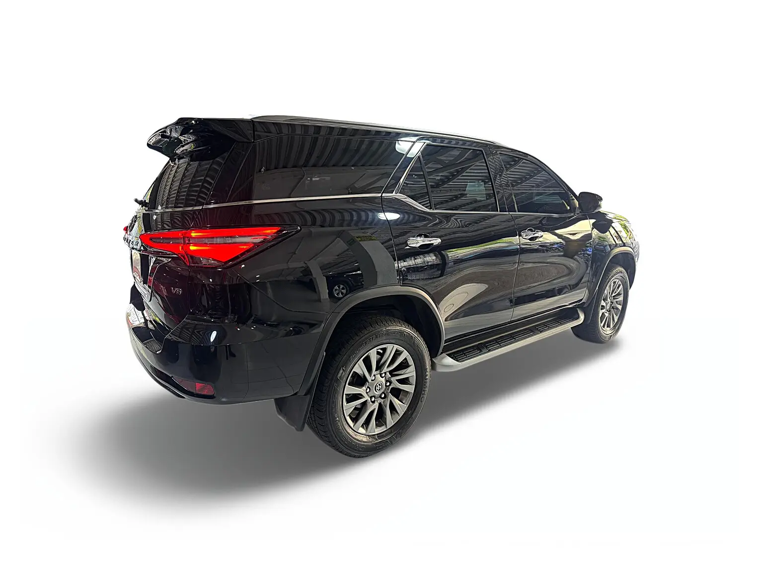 2023 Toyota Fortuner VXR — foto 5