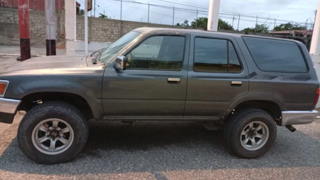 1993 Toyota 4Runner L