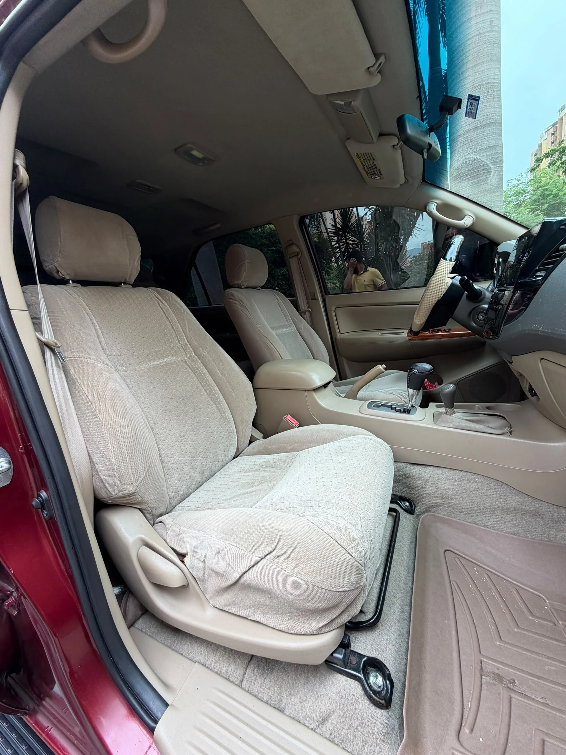 2011 Toyota Fortuner — foto 5