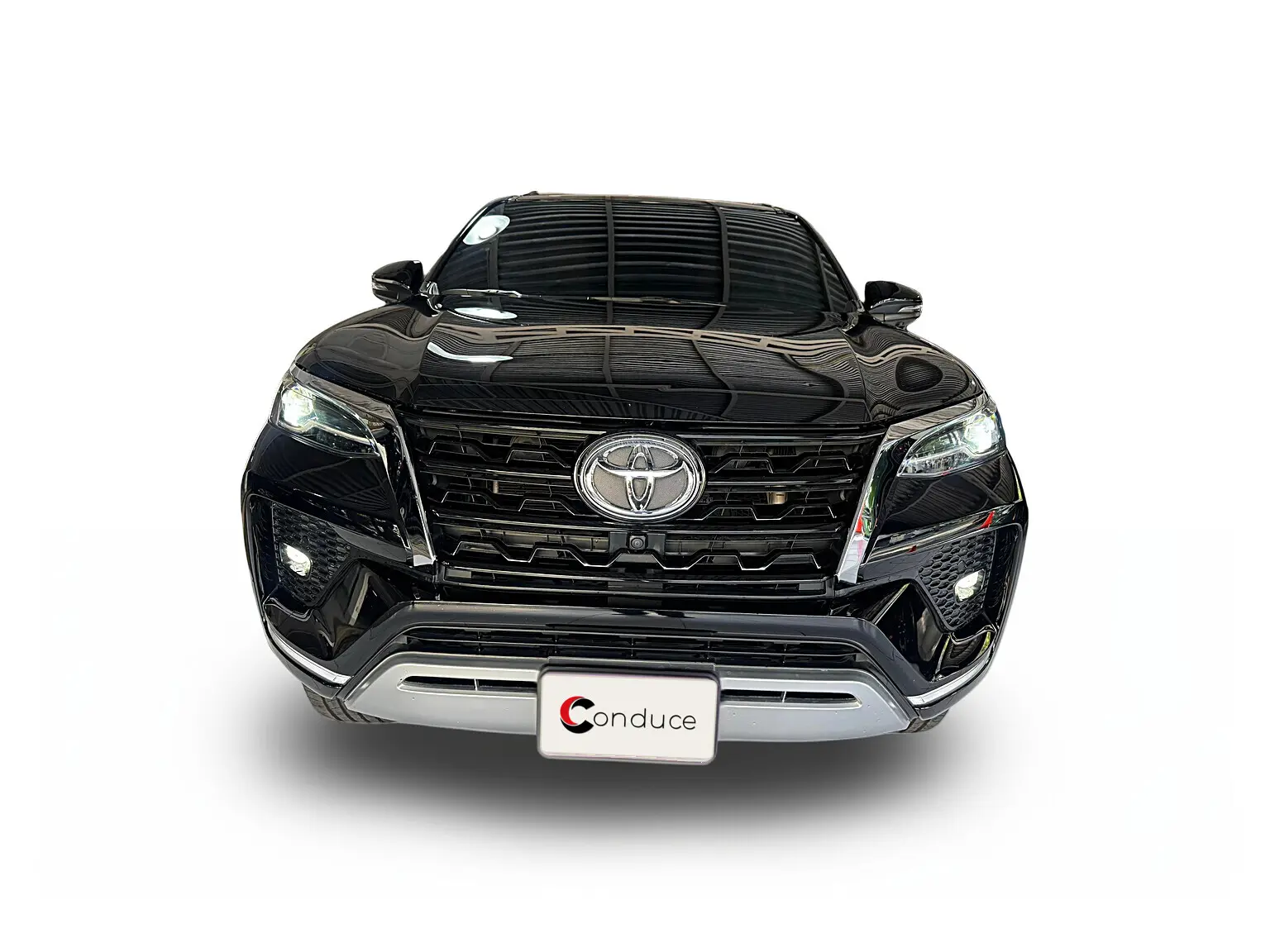 2023 Toyota Fortuner VXR — foto 2