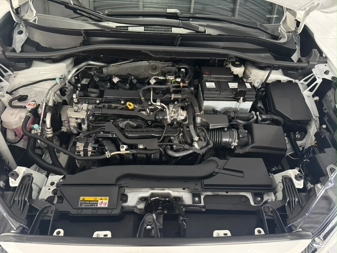 2025 Toyota Corolla Cross ELITE — foto 12