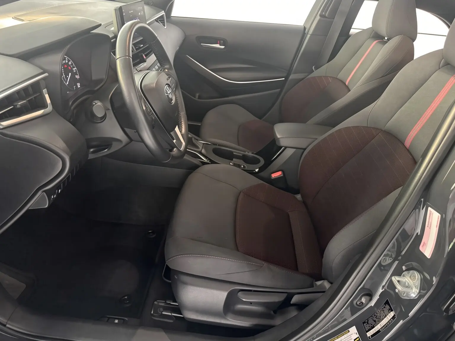 2024 Toyota Corolla SE — foto 7