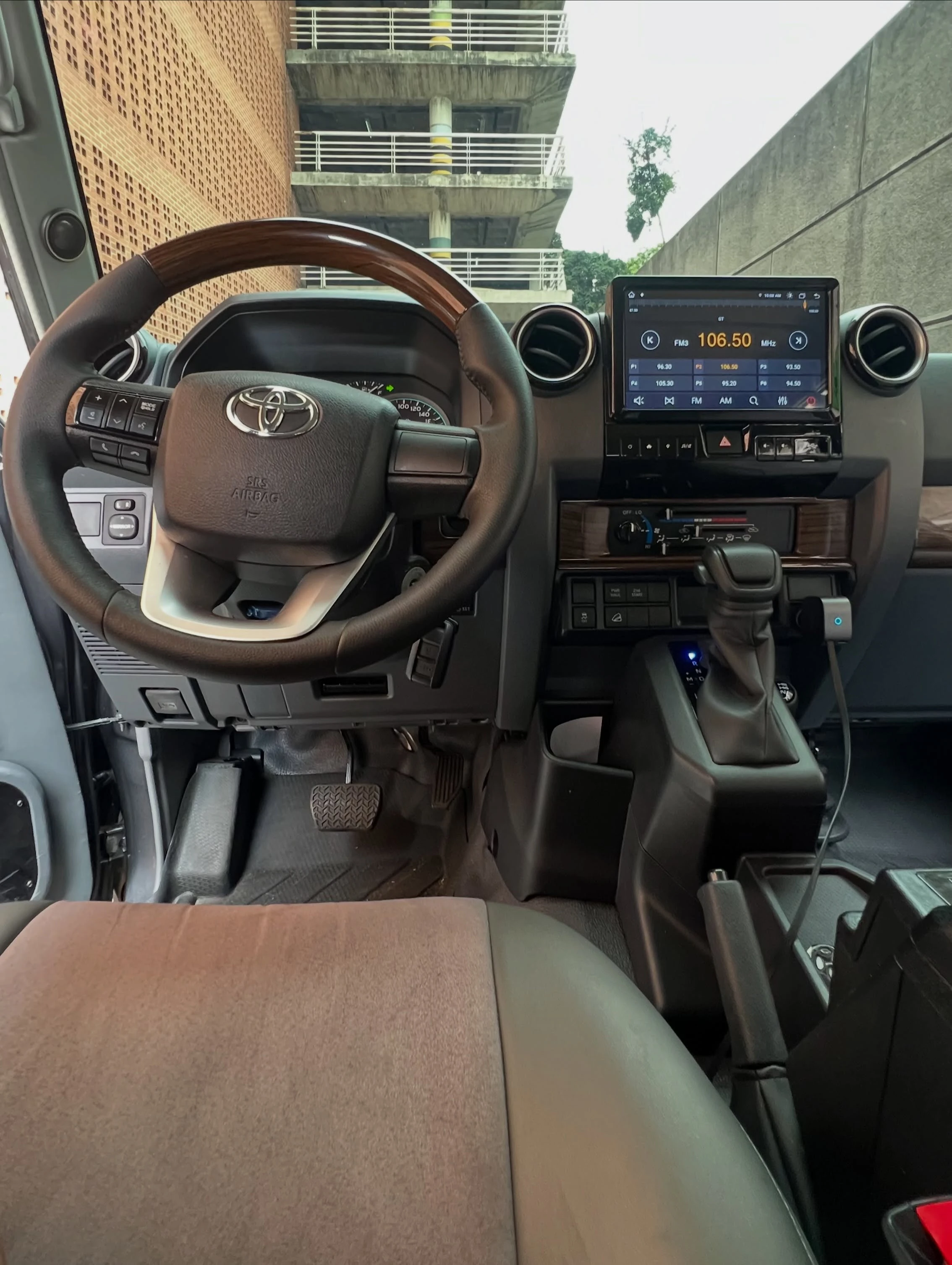 2025 Toyota Land Cruiser Serie 79 — foto 14