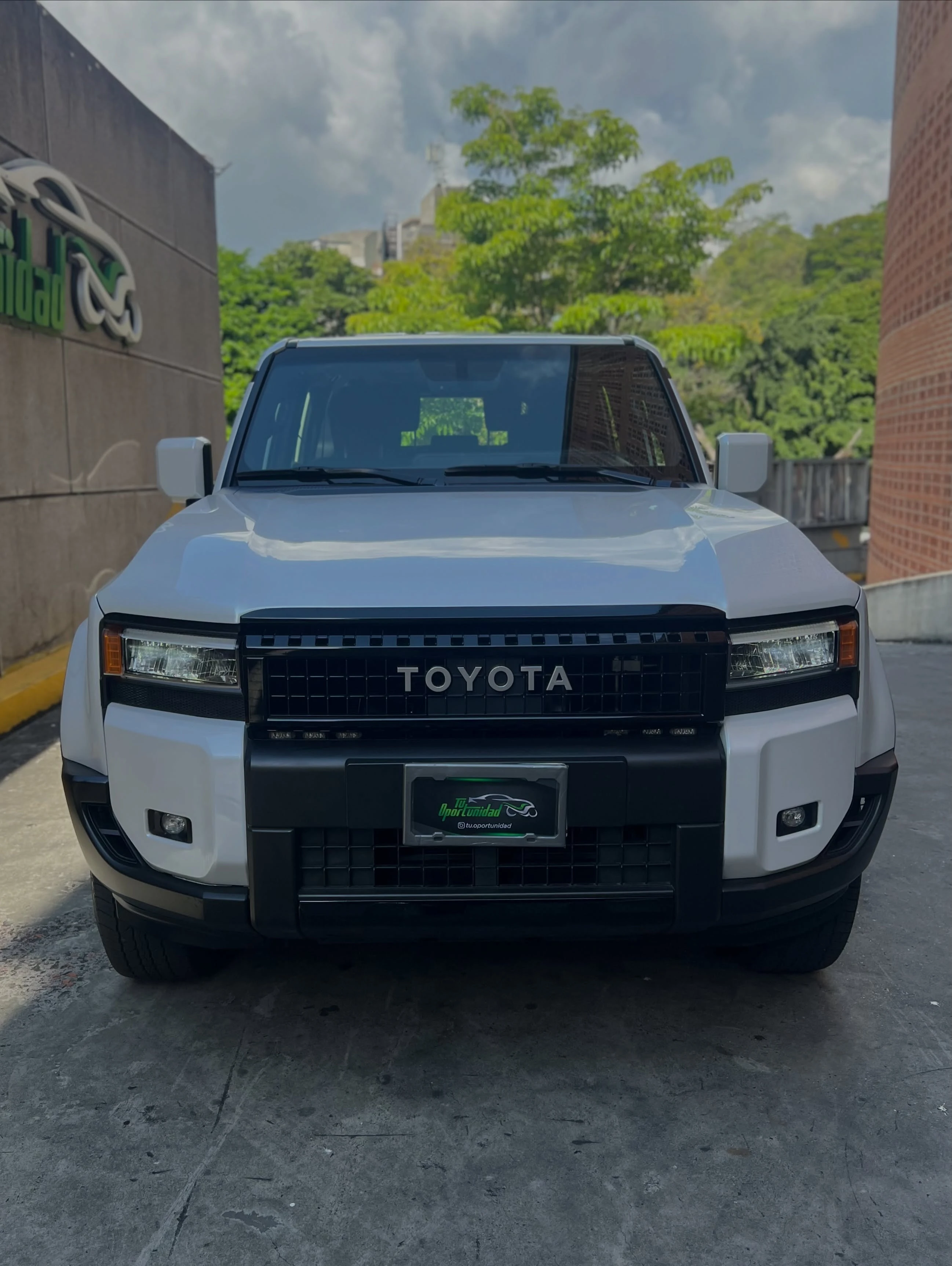 2025 Toyota Land Cruiser Prado