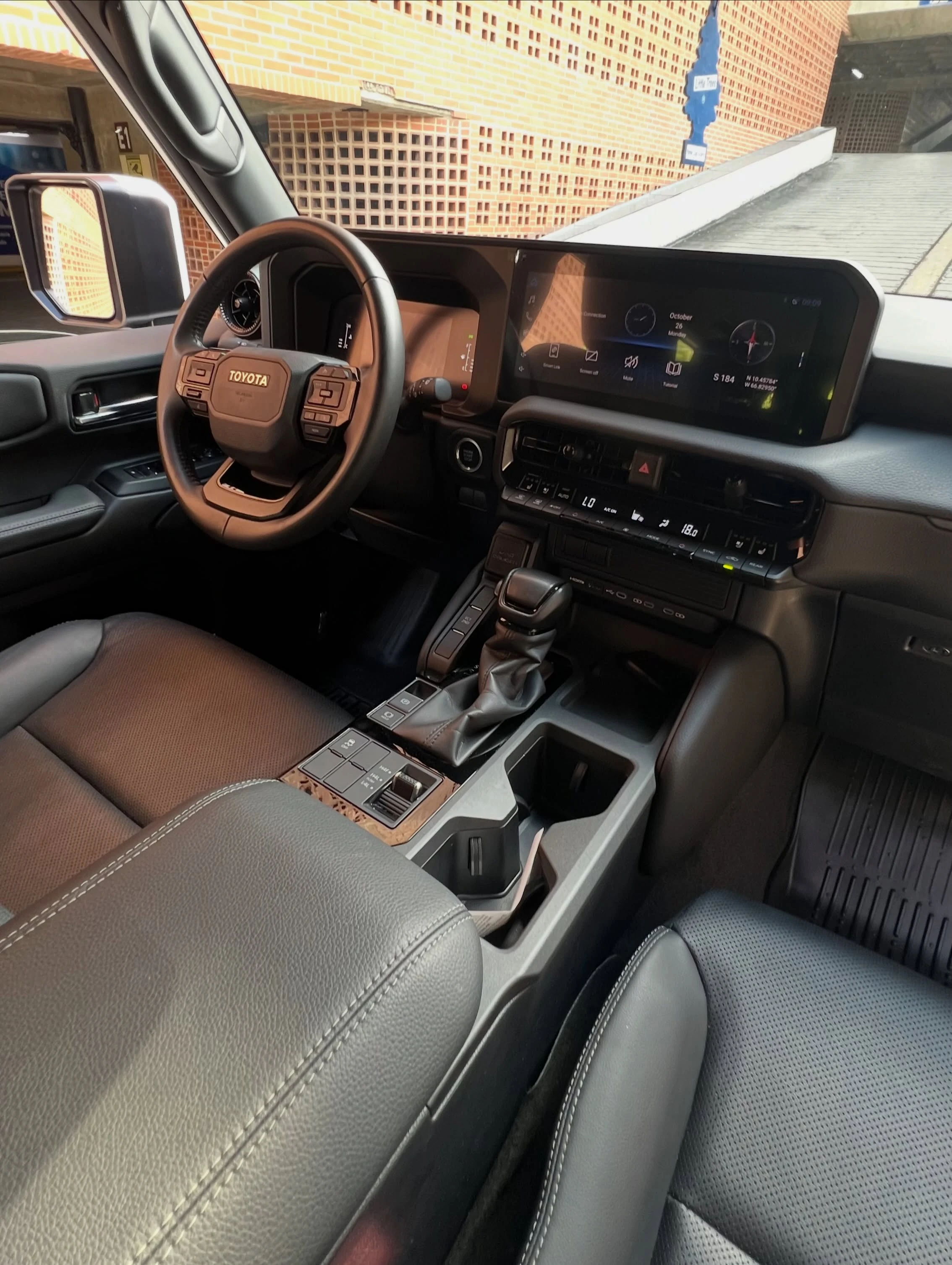 2025 Toyota Land Cruiser Prado — foto 10