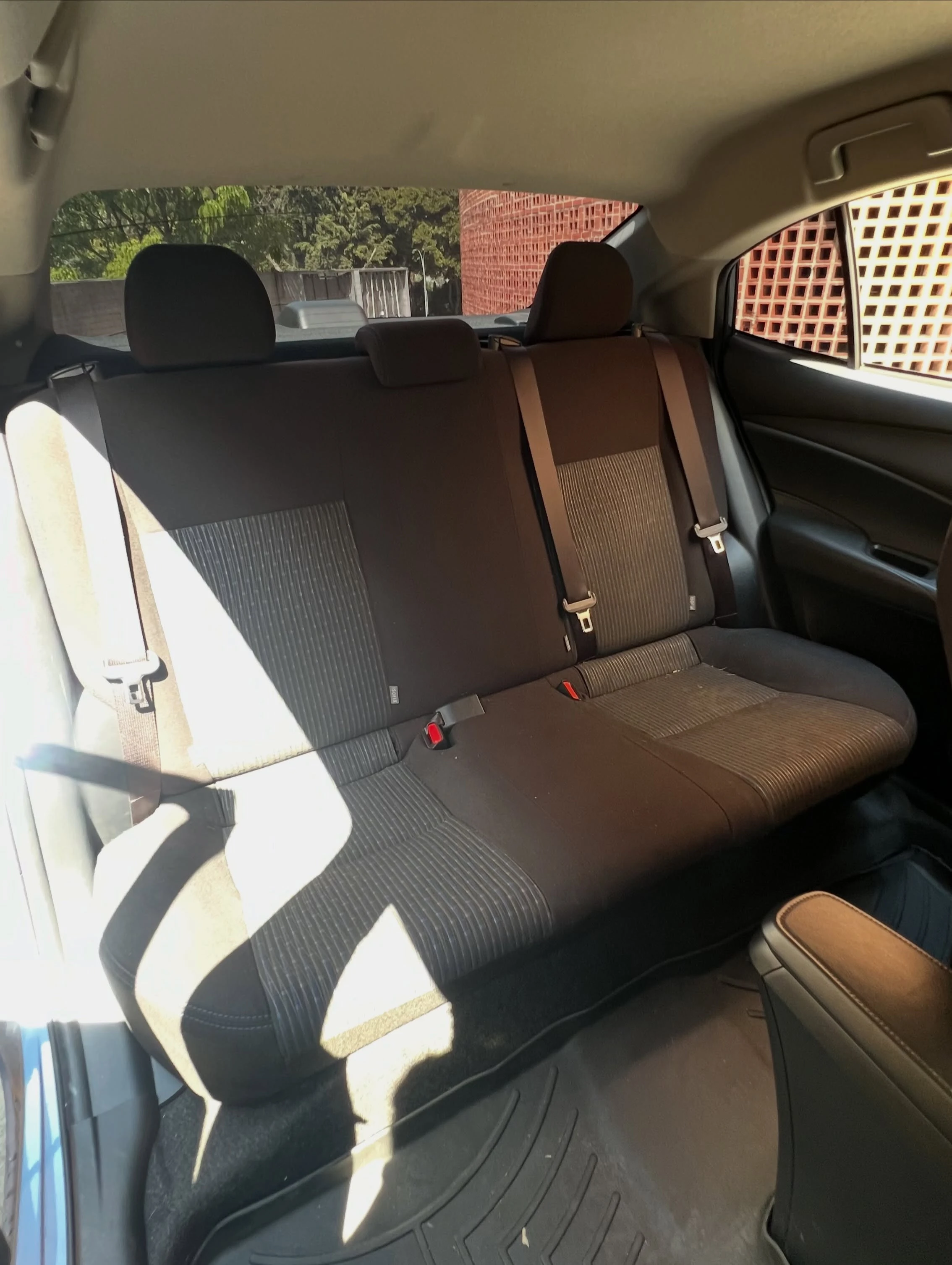 2022 Toyota Yaris E — foto 8