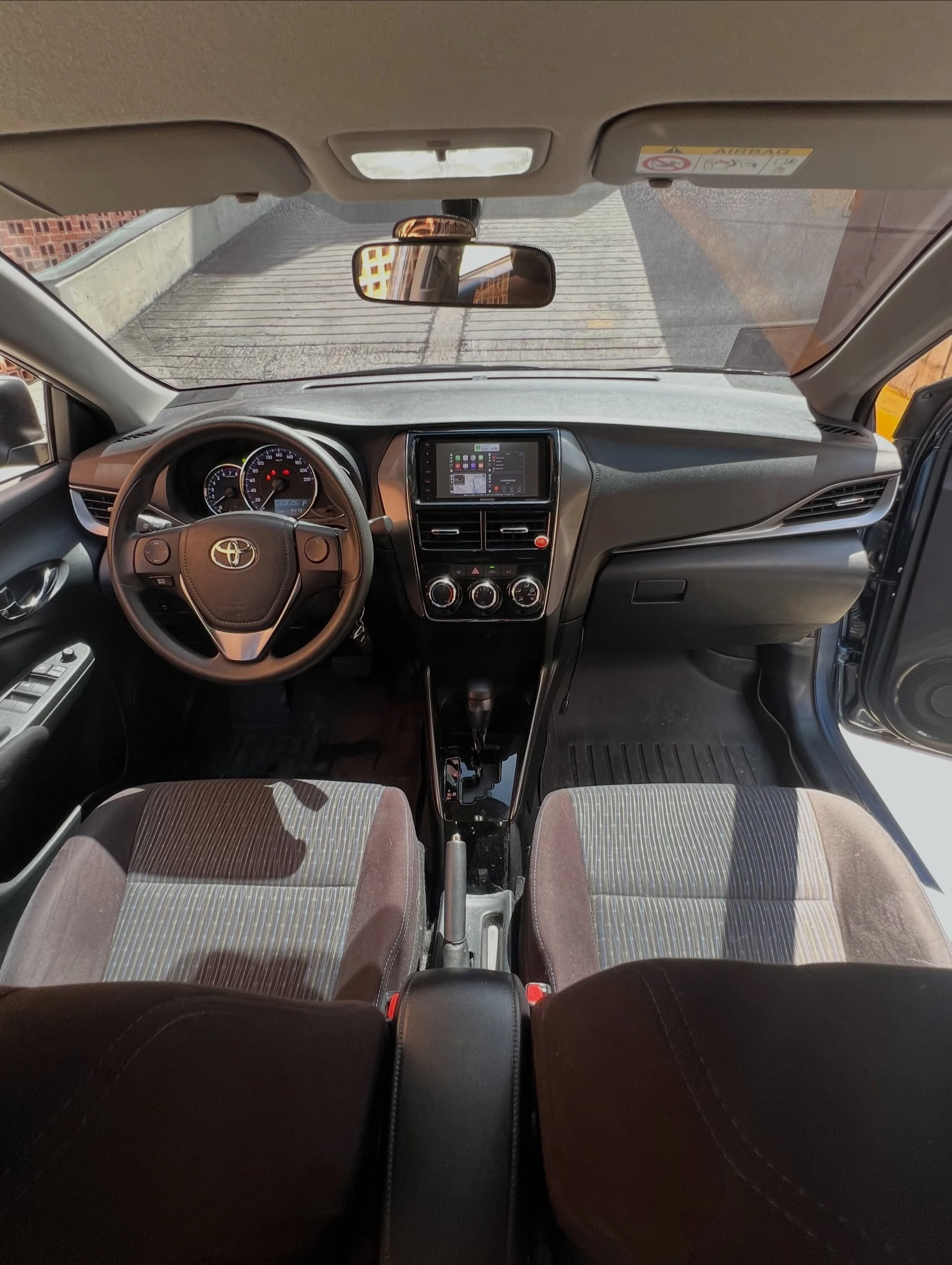 2022 Toyota Yaris E — foto 9
