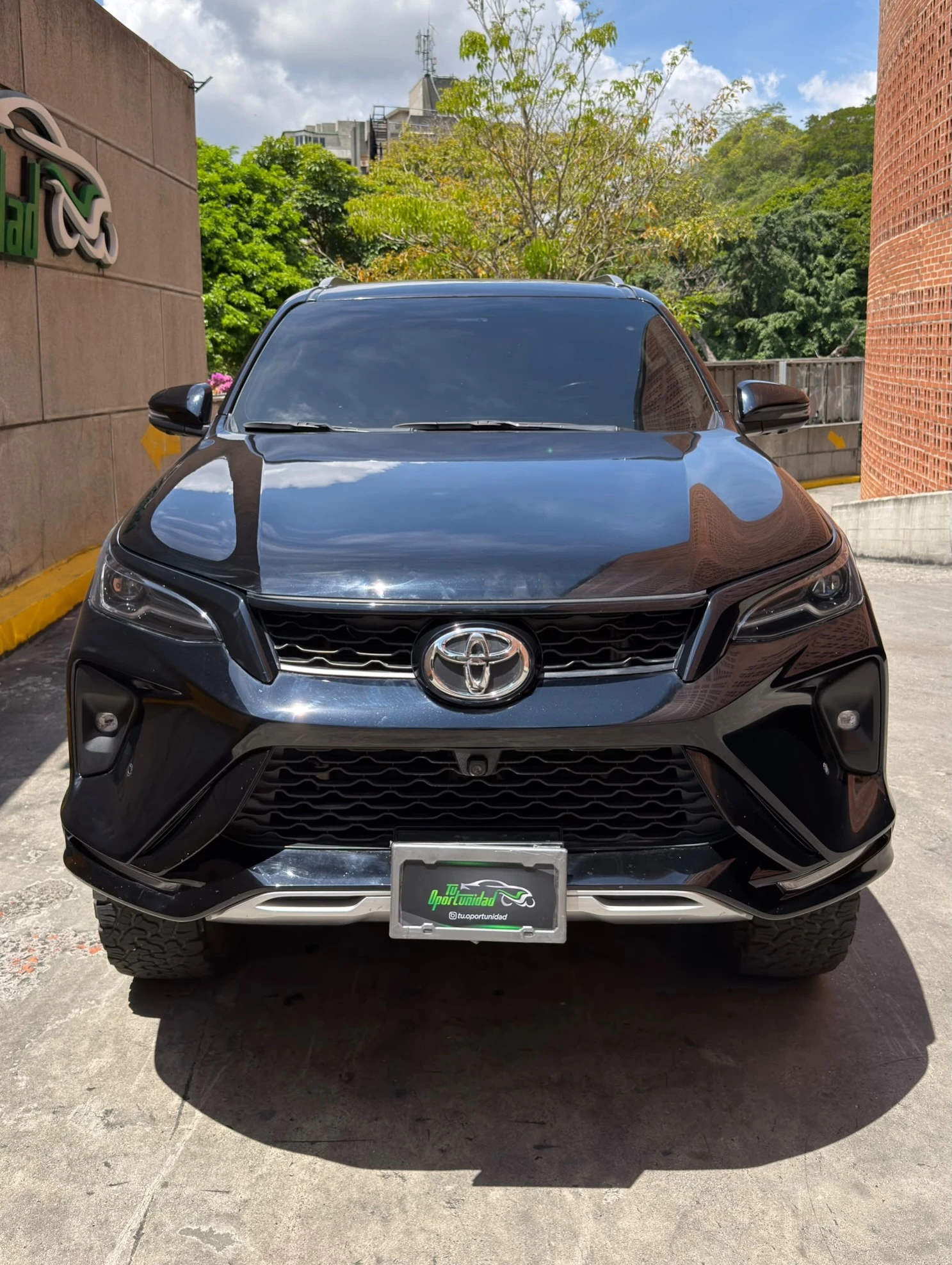 2024 Toyota Fortuner SW4