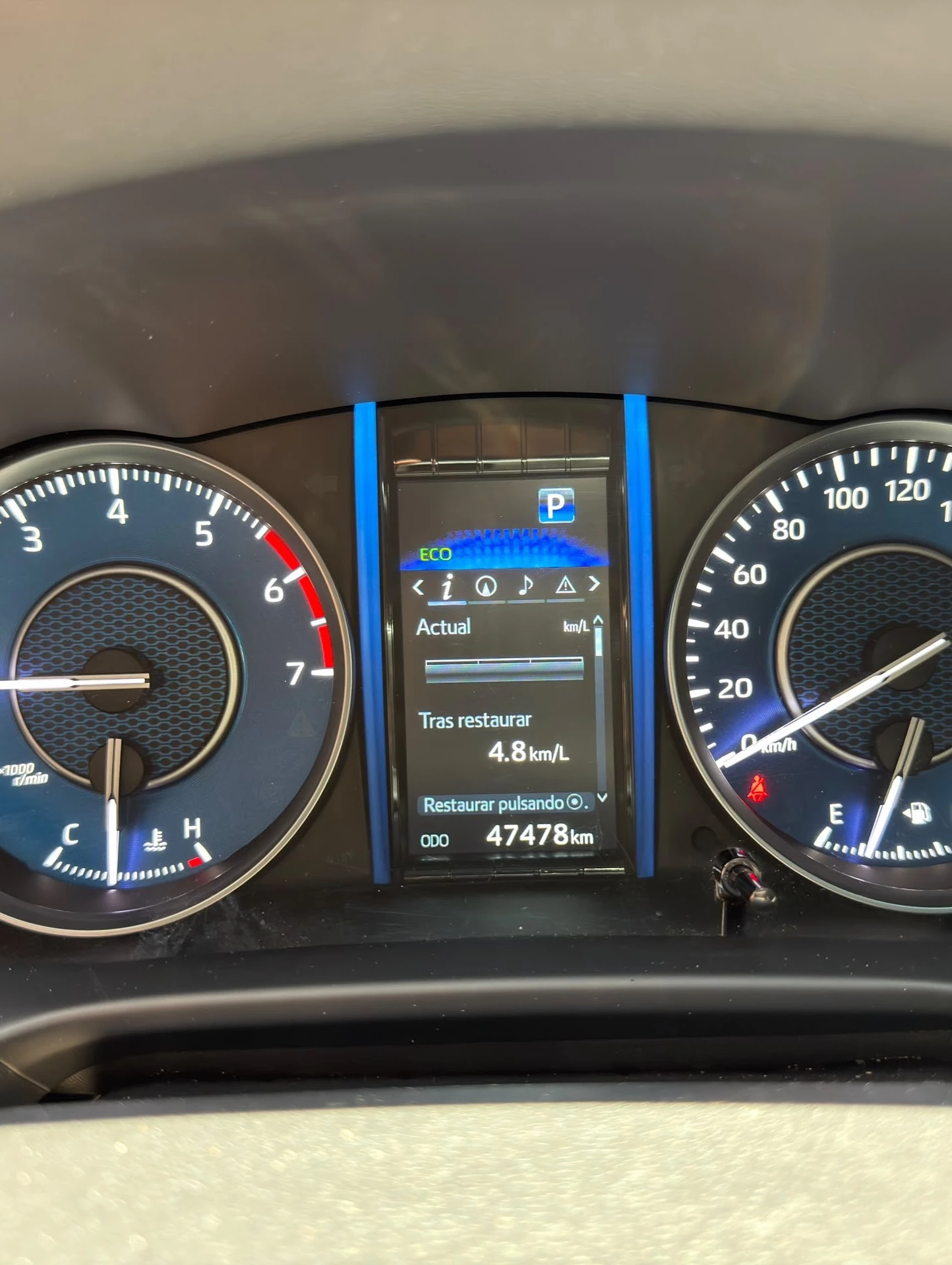 2024 Toyota Fortuner SW4 — foto 14