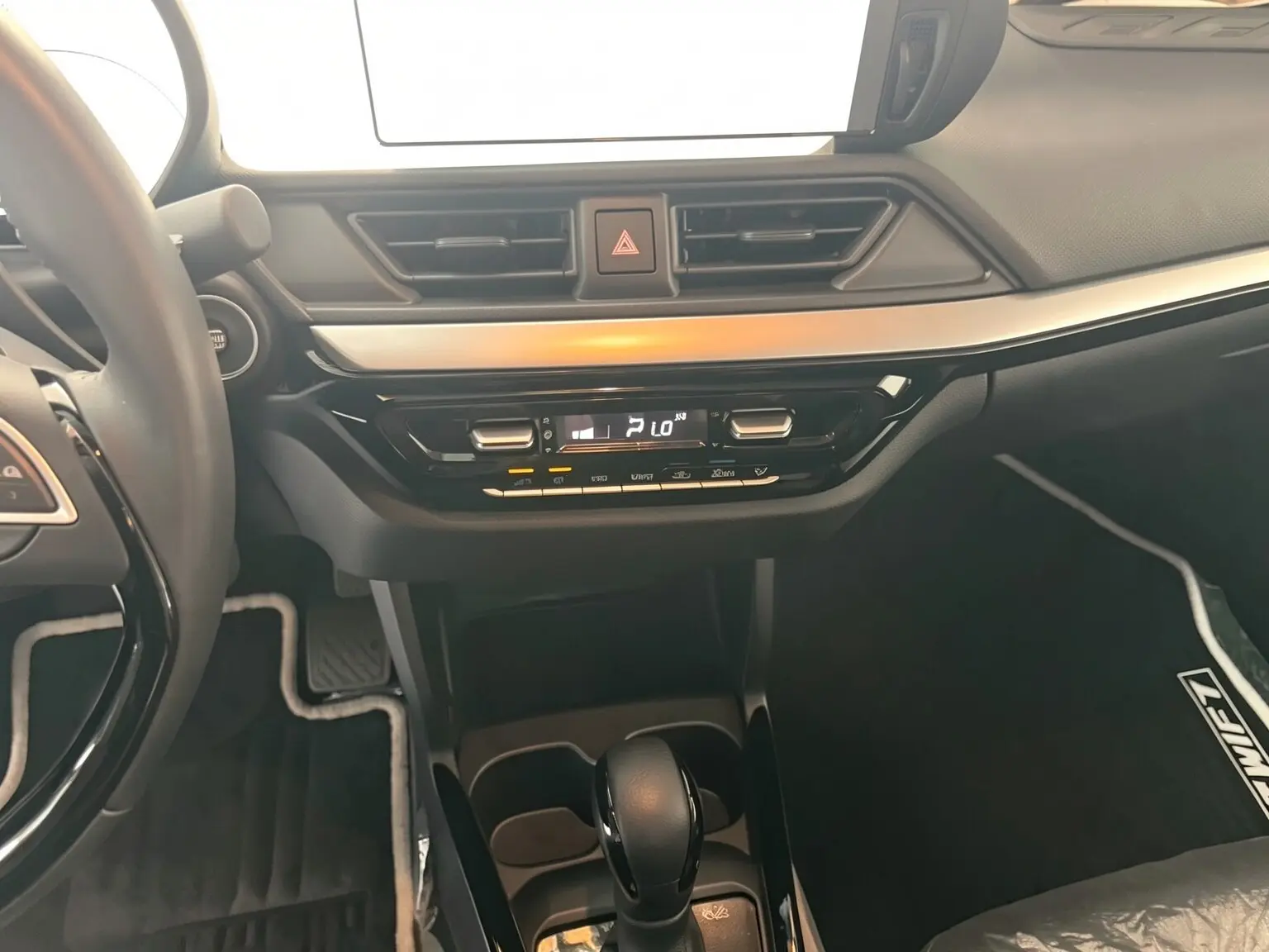 2026 Suzuki Swift — foto 8