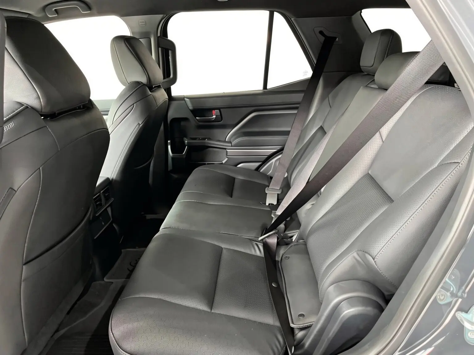 2026 Toyota 4Runner SR5 — foto 7
