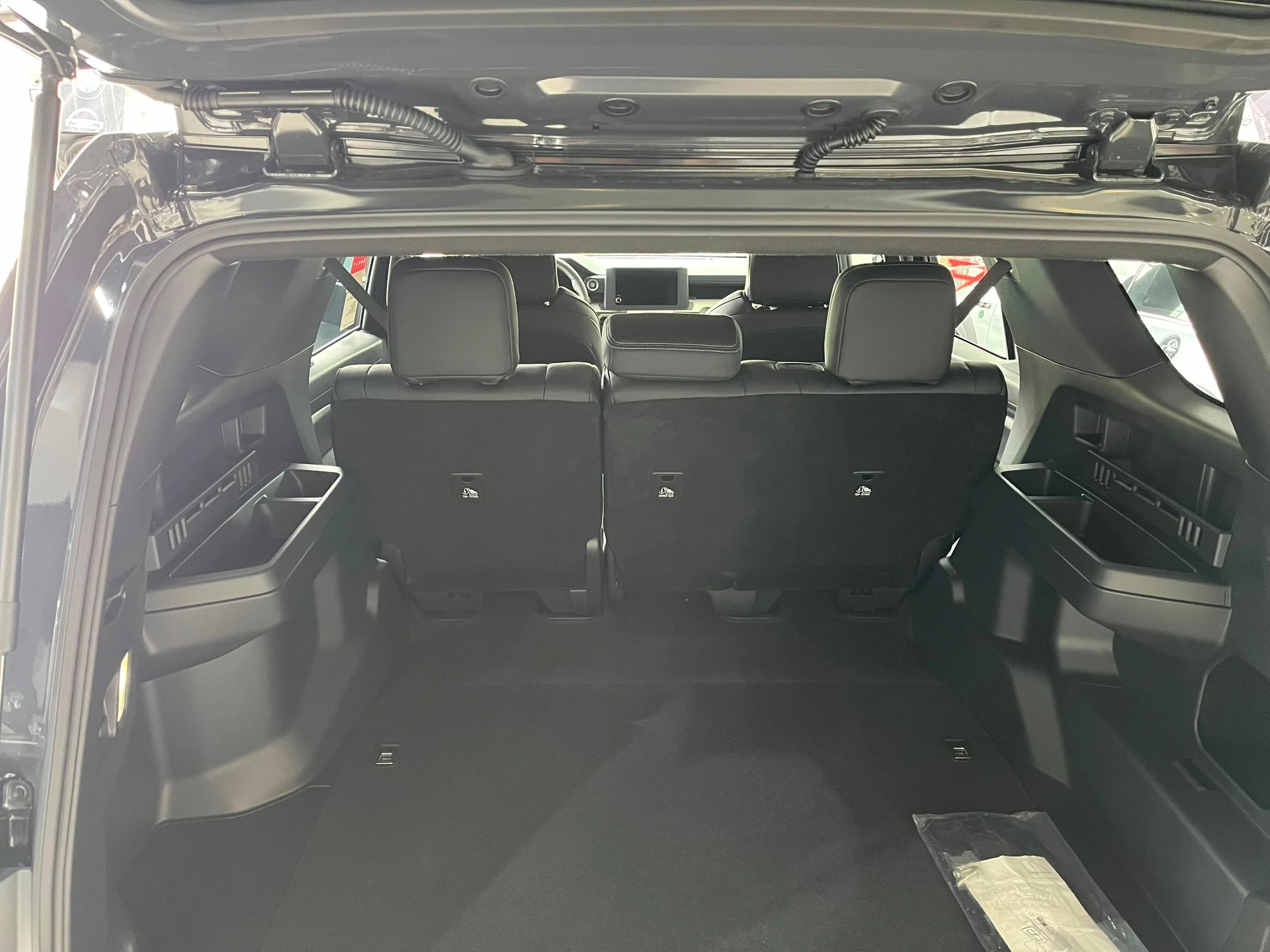 2026 Toyota 4Runner SR5 — foto 8