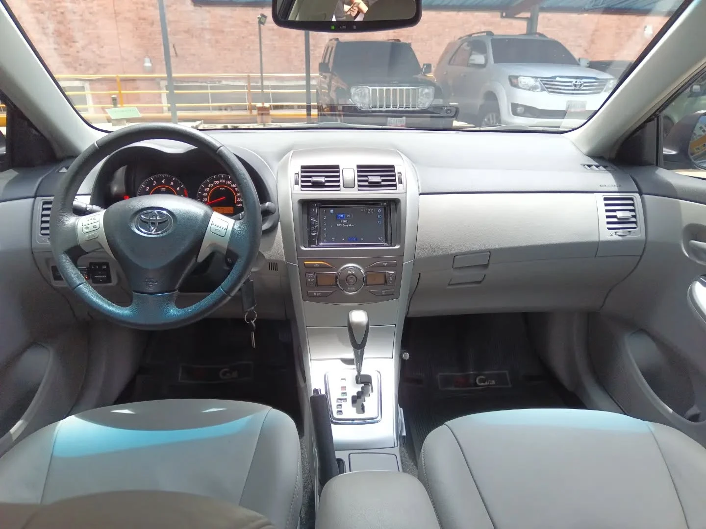 2013 Toyota Corolla GLI — foto 5