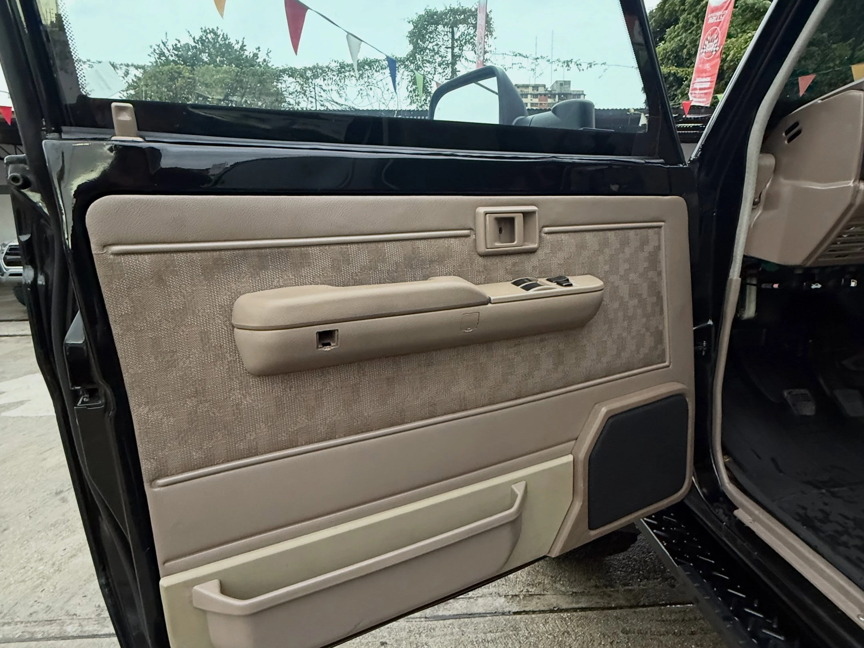 2007 Toyota MACHITO LX — photo 6