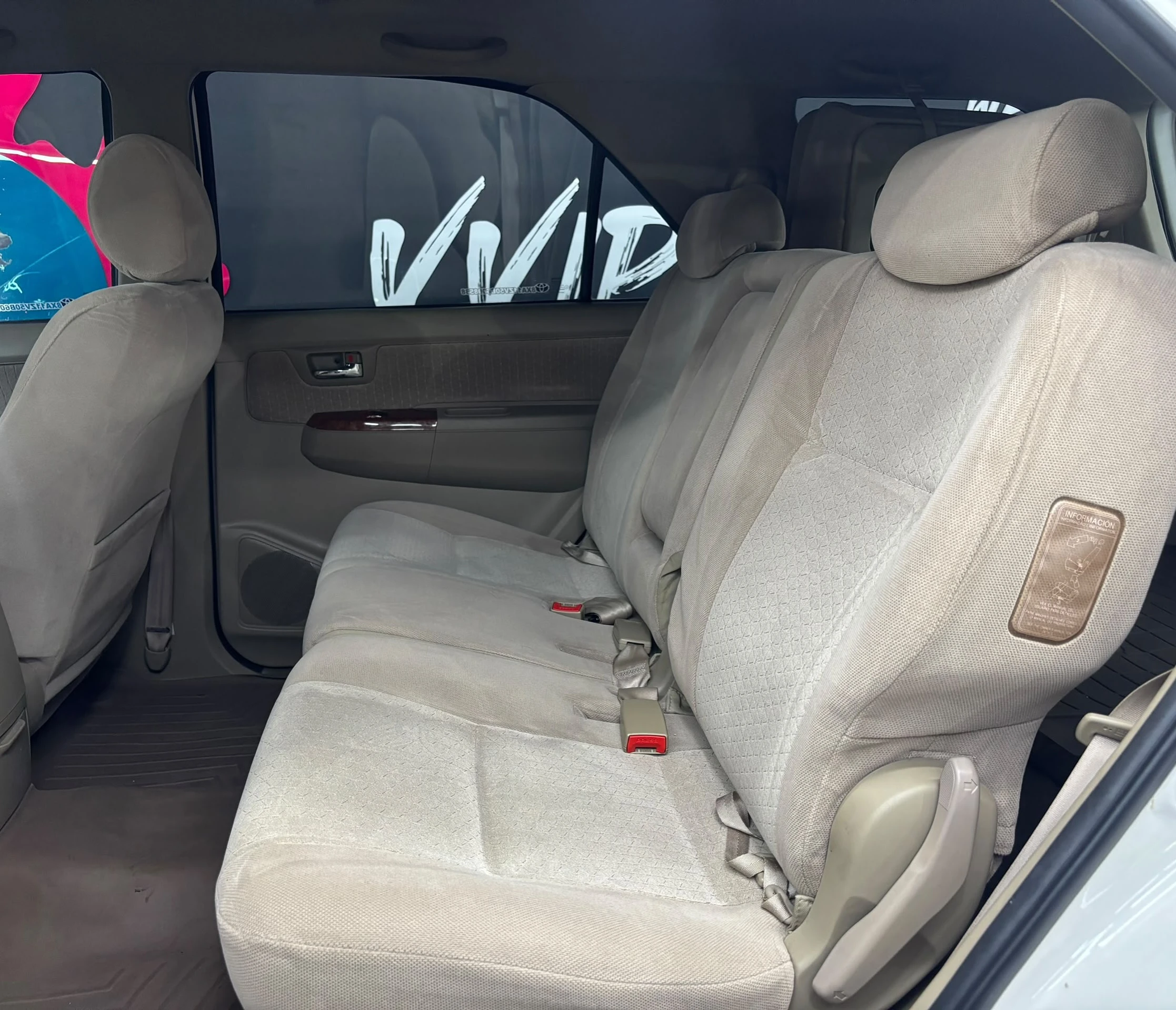 2011 Toyota Fortuner 4x4 — foto 13