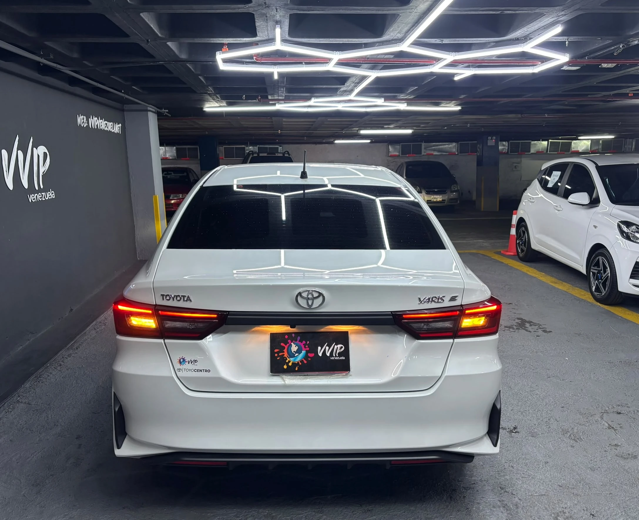 2024 Toyota Yaris E — foto 4