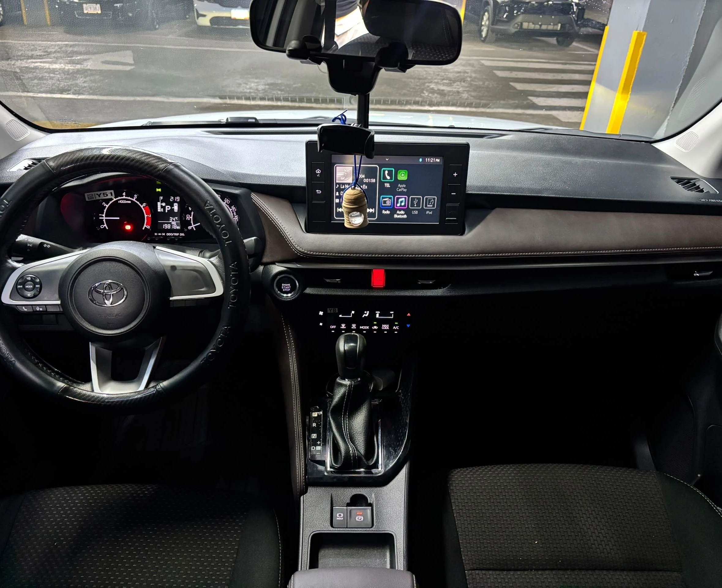 2024 Toyota Yaris E — foto 9