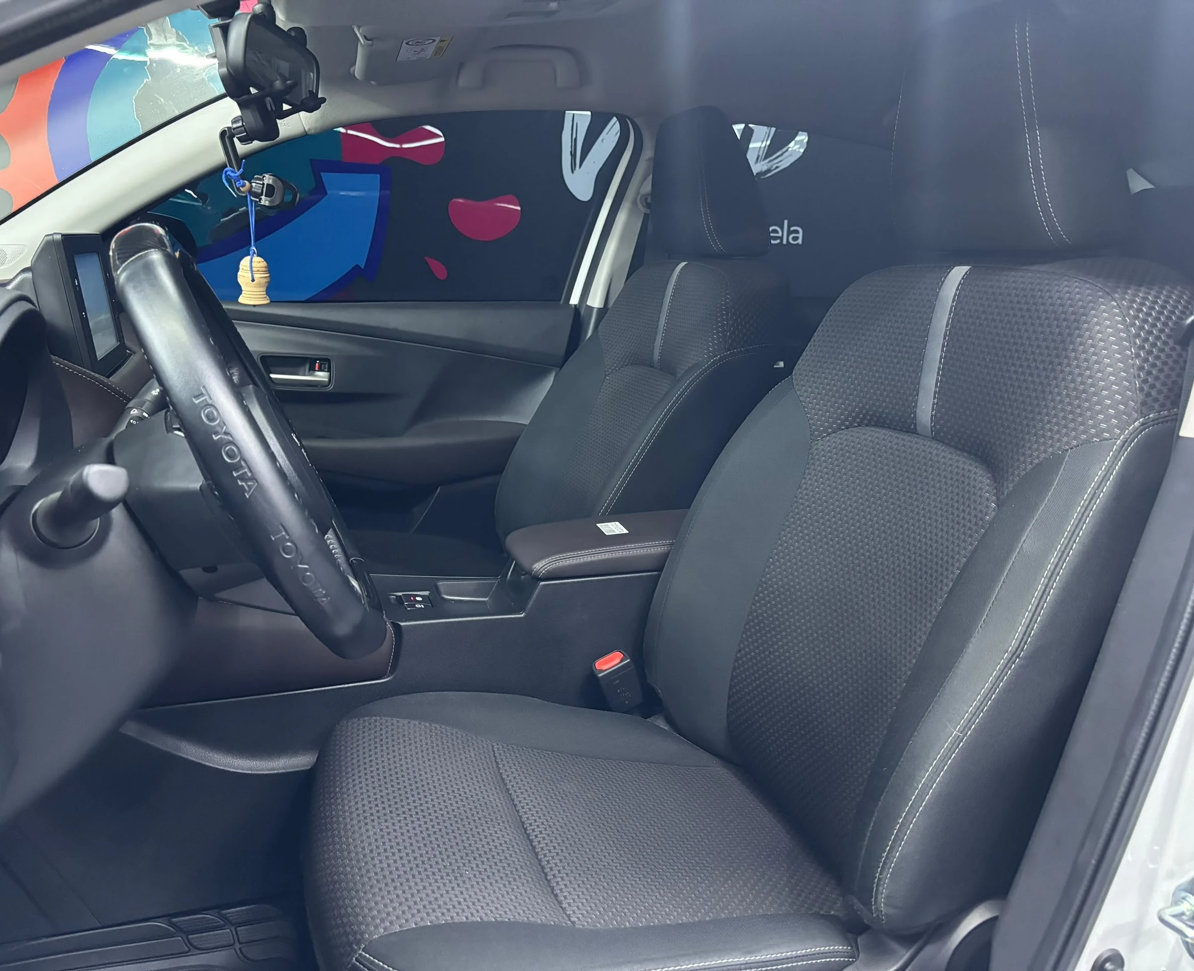2024 Toyota Yaris E — foto 12