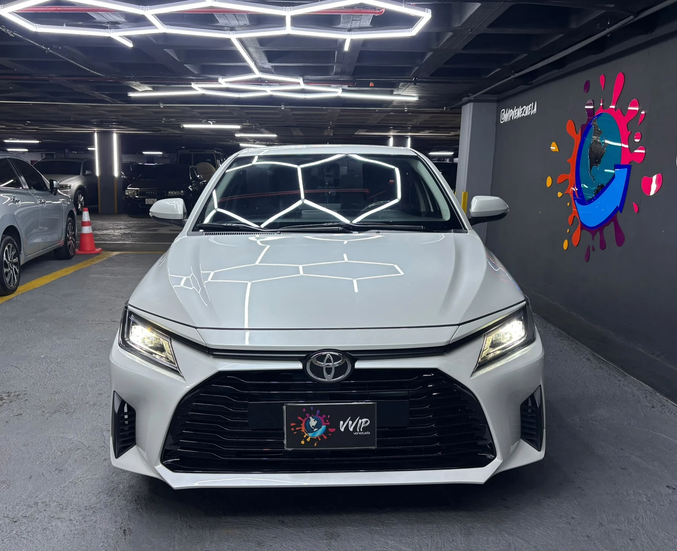 2024 Toyota Yaris E — foto 16