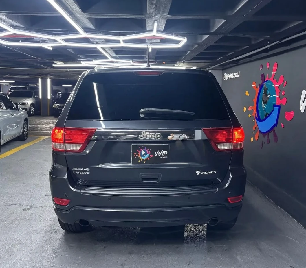2011 Jeep Grand Cherokee Laredo — foto 7