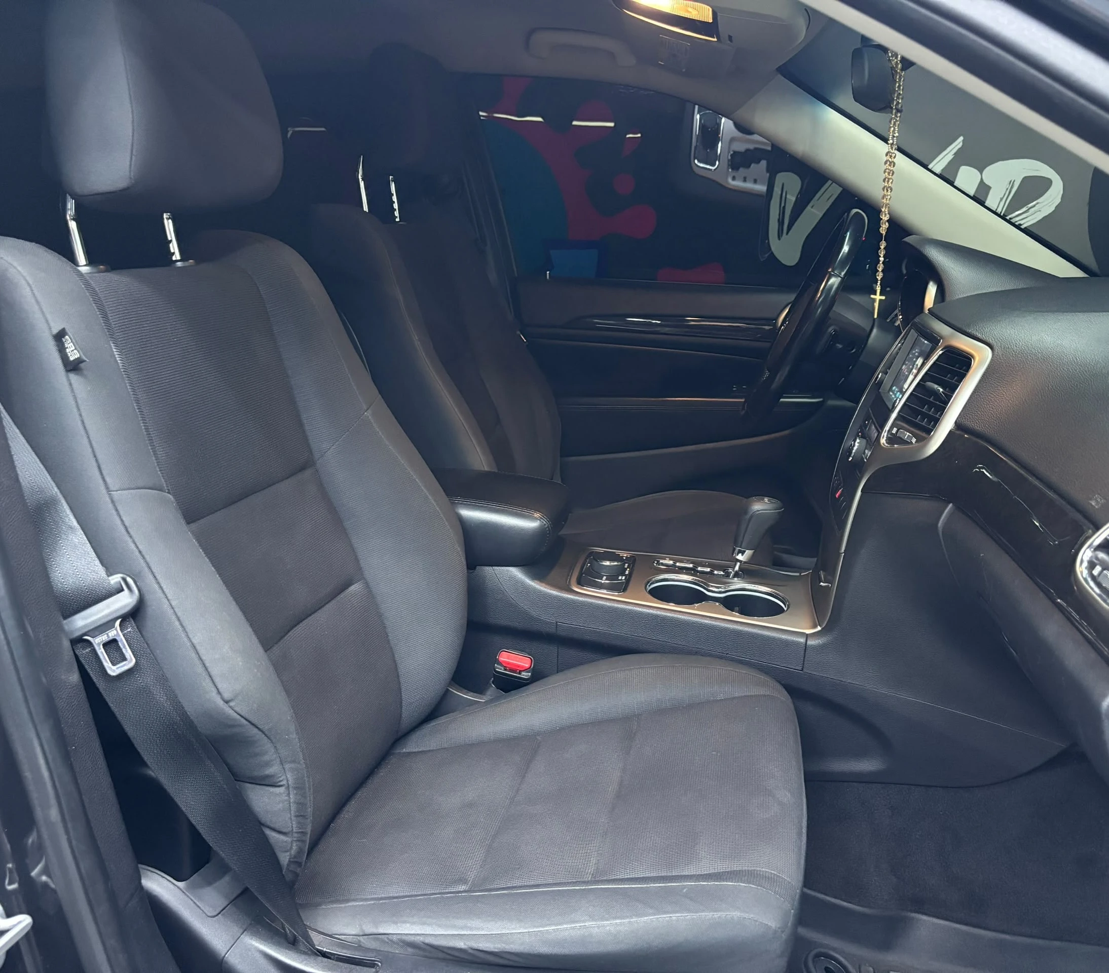 2011 Jeep Grand Cherokee Laredo — foto 13