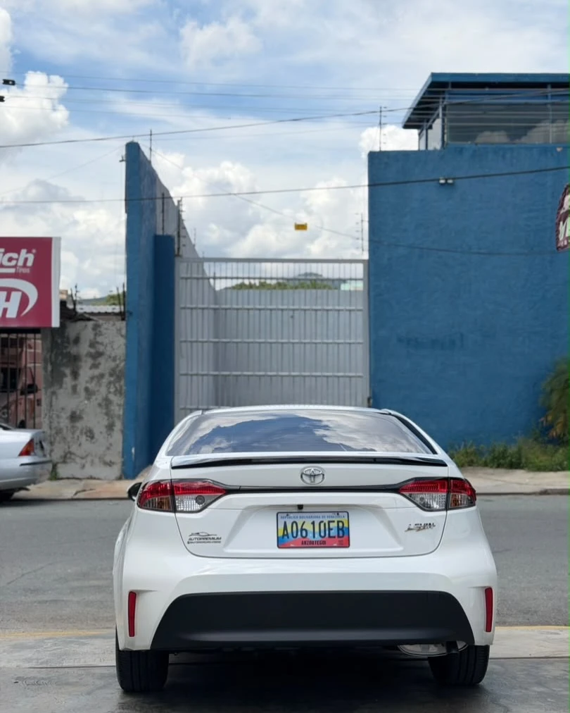 2025 Toyota Corolla 1.5 — photo 10