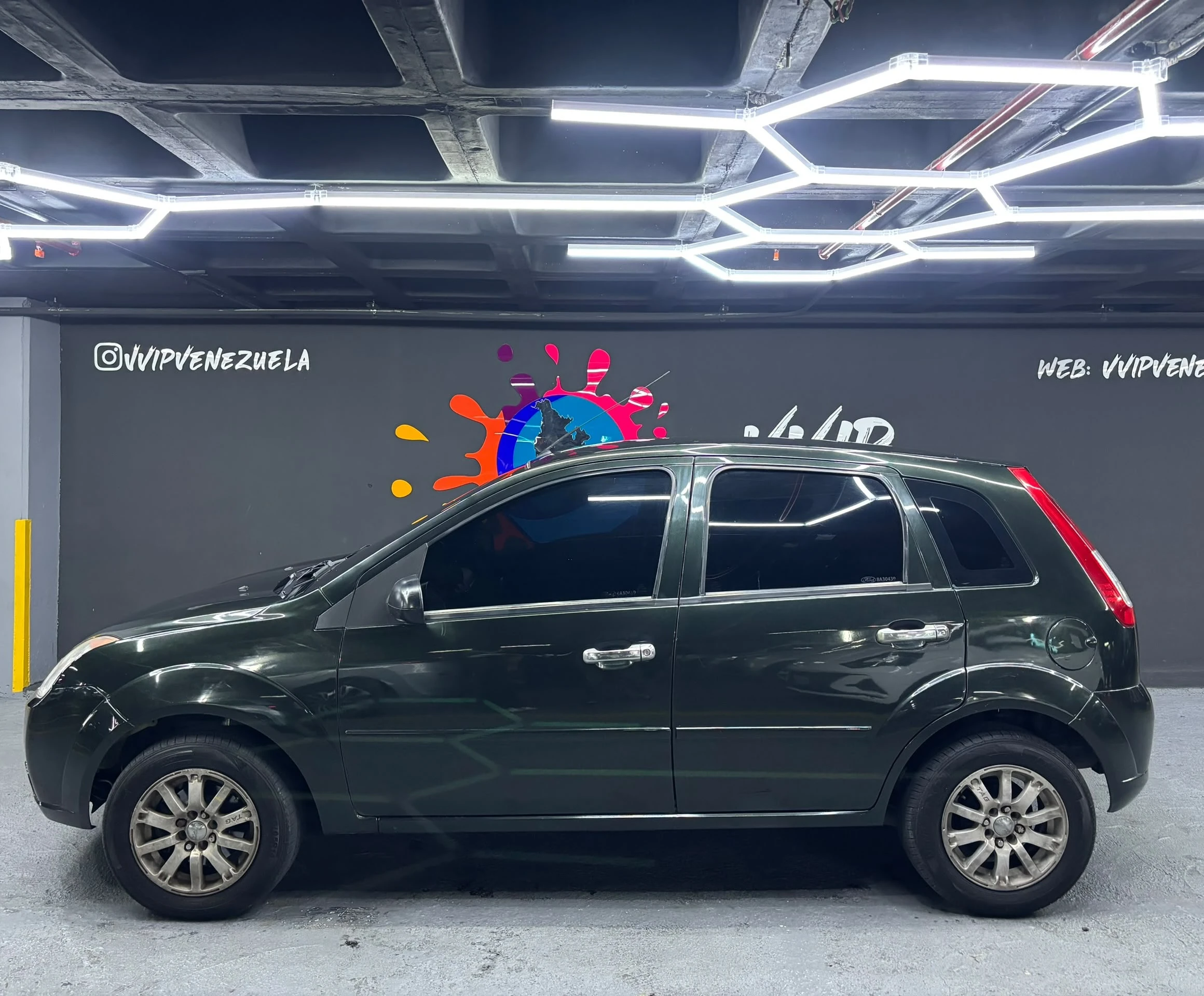 2010 Ford Fiesta — foto 4