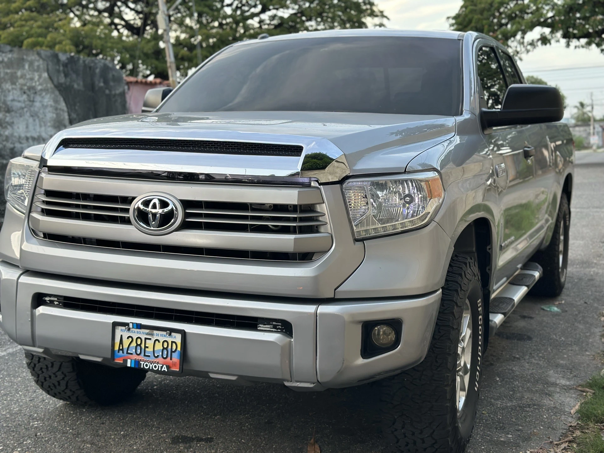 2014 Toyota Tundra Sr5