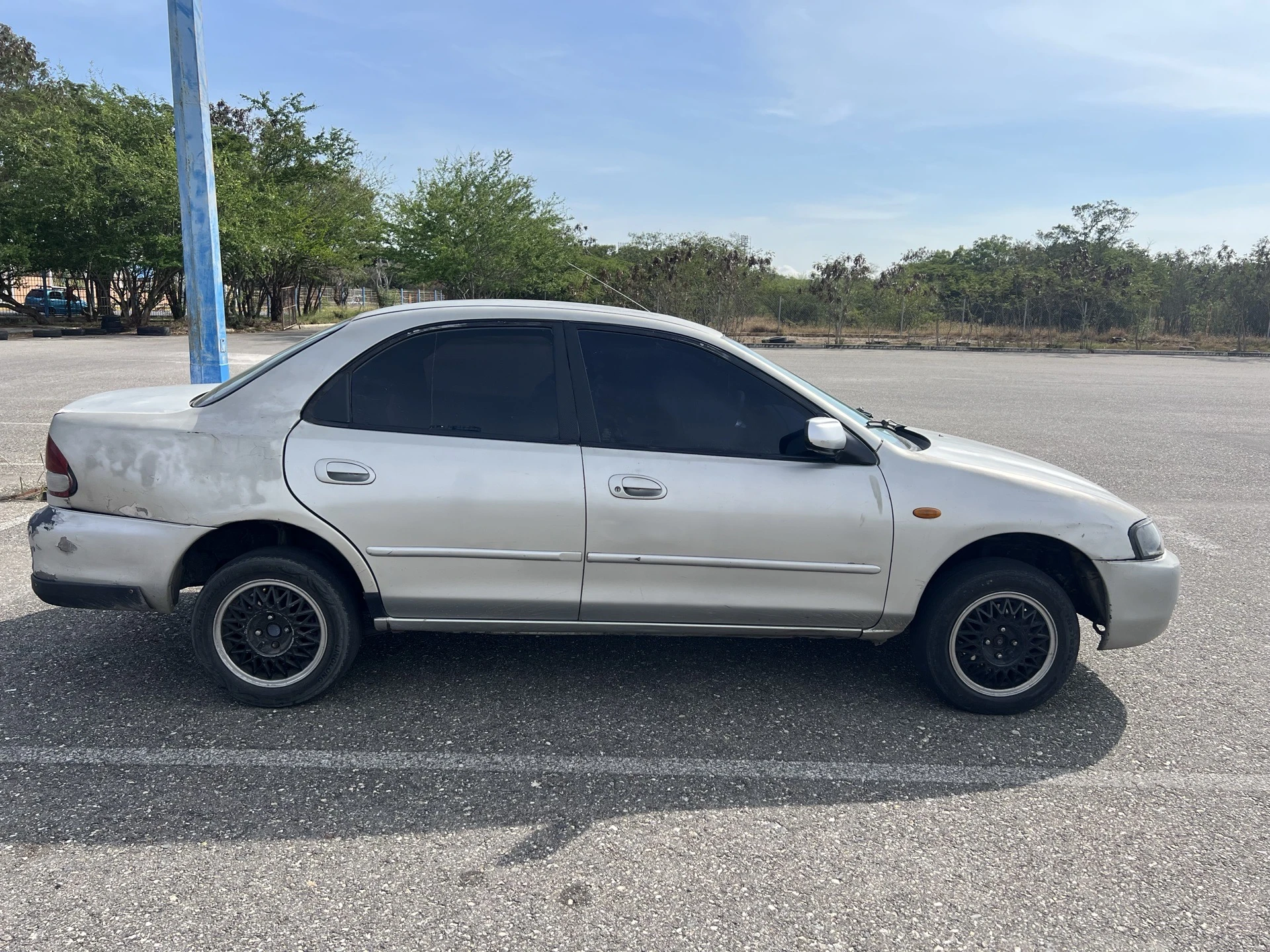 1998 Ford Laser GLXI