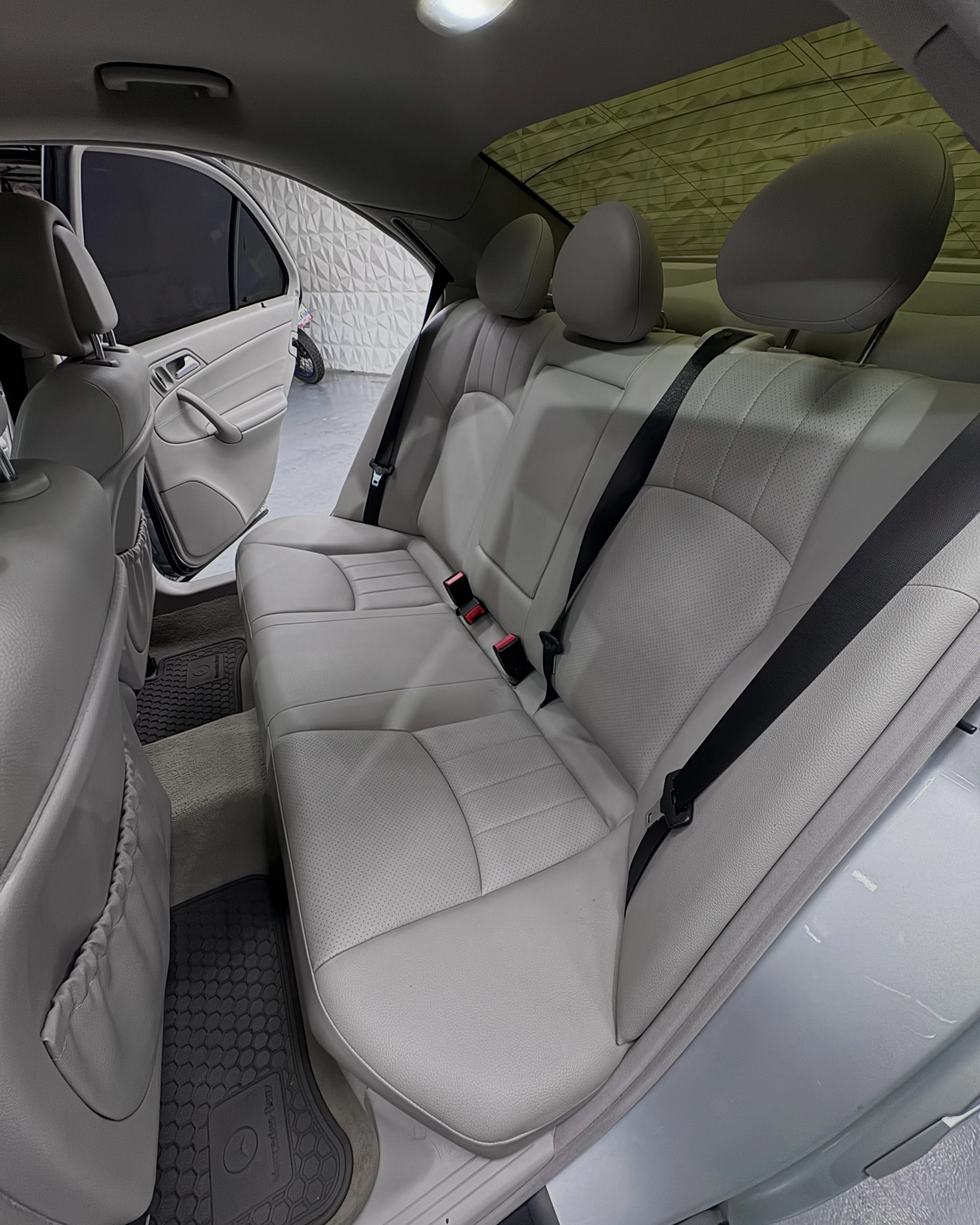2006 Mercedes-Benz C200 Kompressor — foto 2