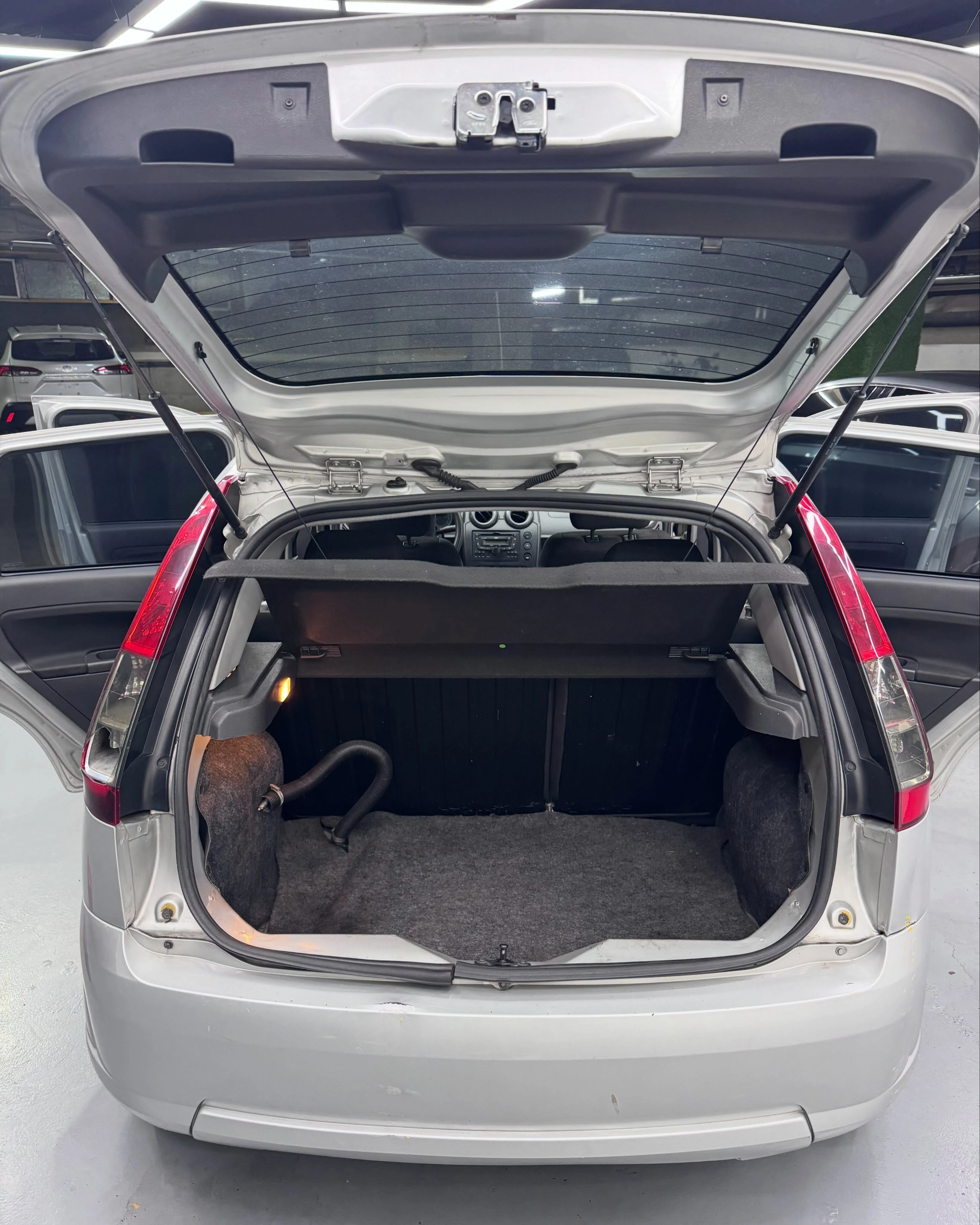 2011 Ford Fiesta Move — foto 2