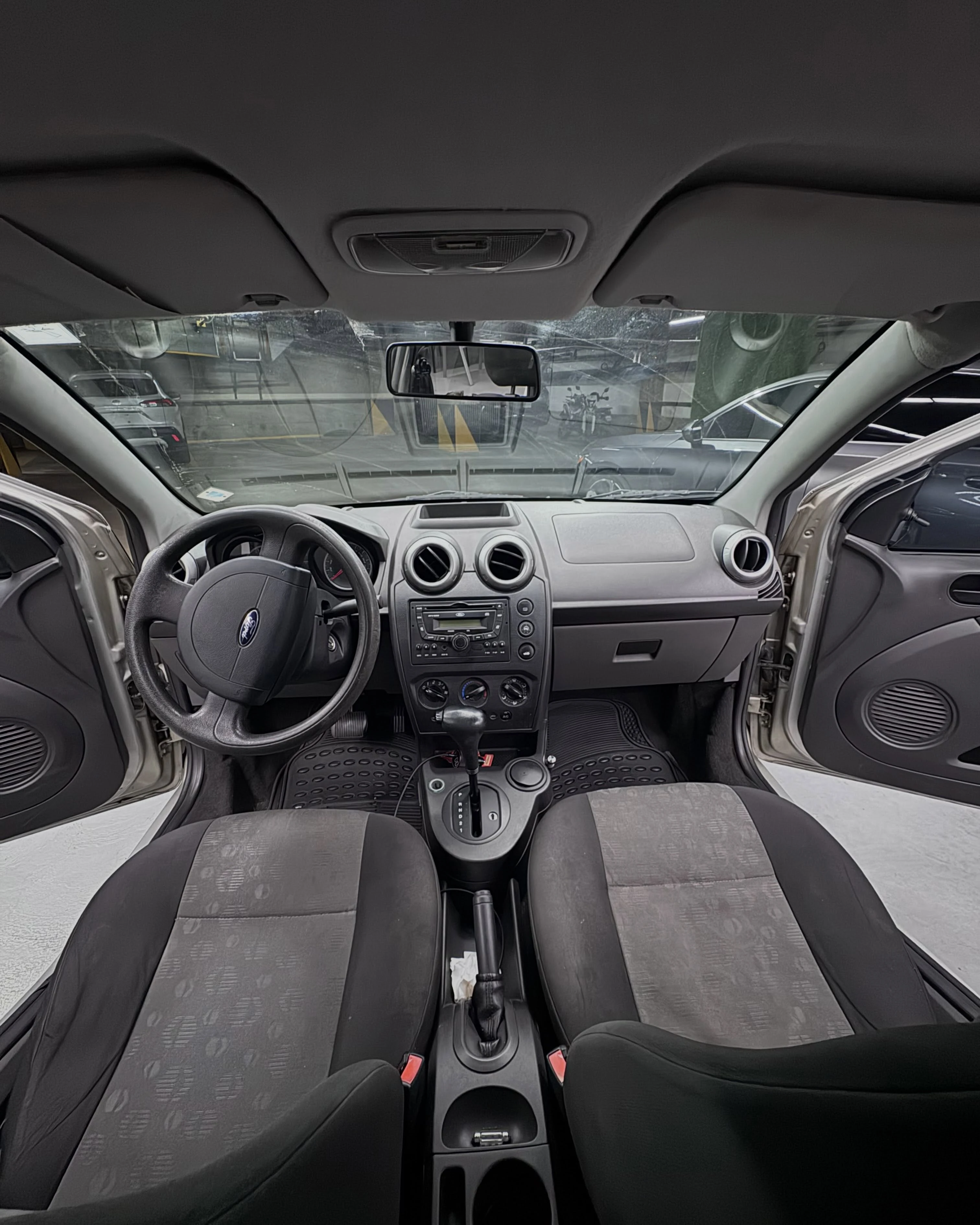 2011 Ford Fiesta Move — foto 4