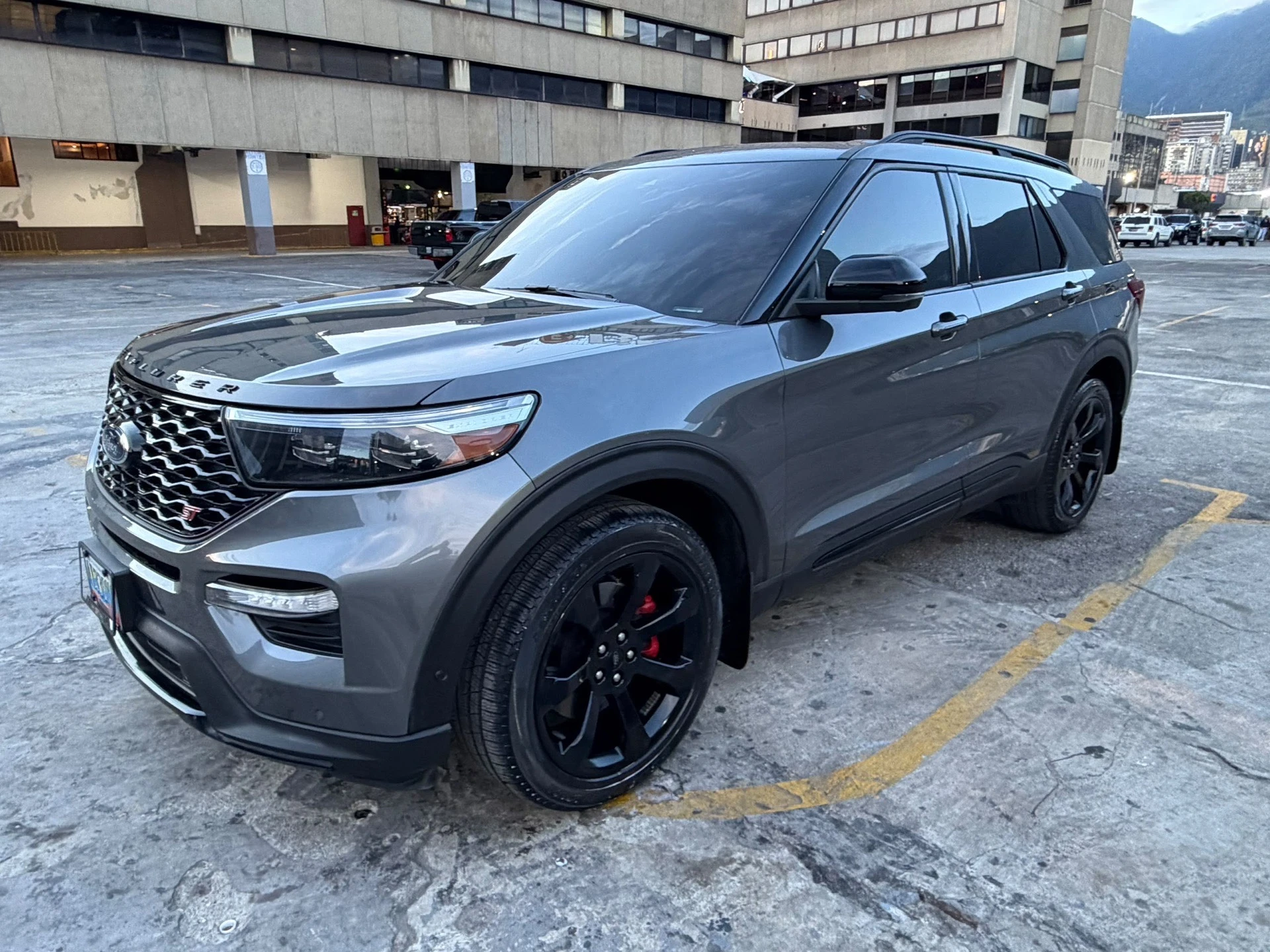 2023 Ford Explorer Sport Trac ST