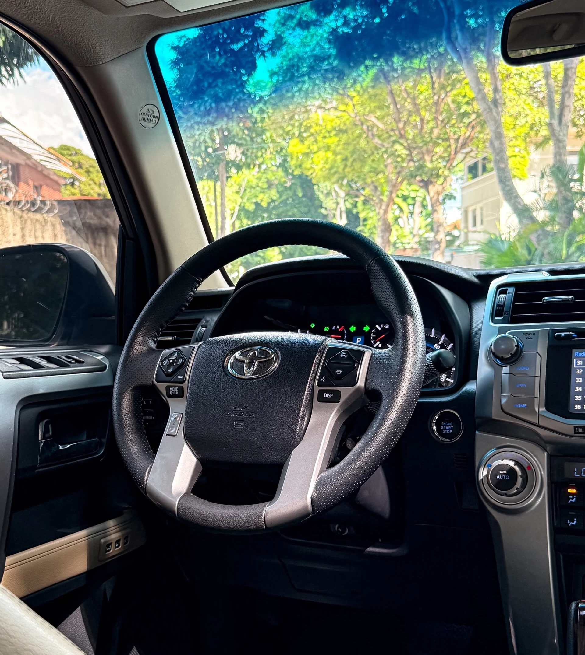 2016 Toyota 4Runner Limited — foto 11