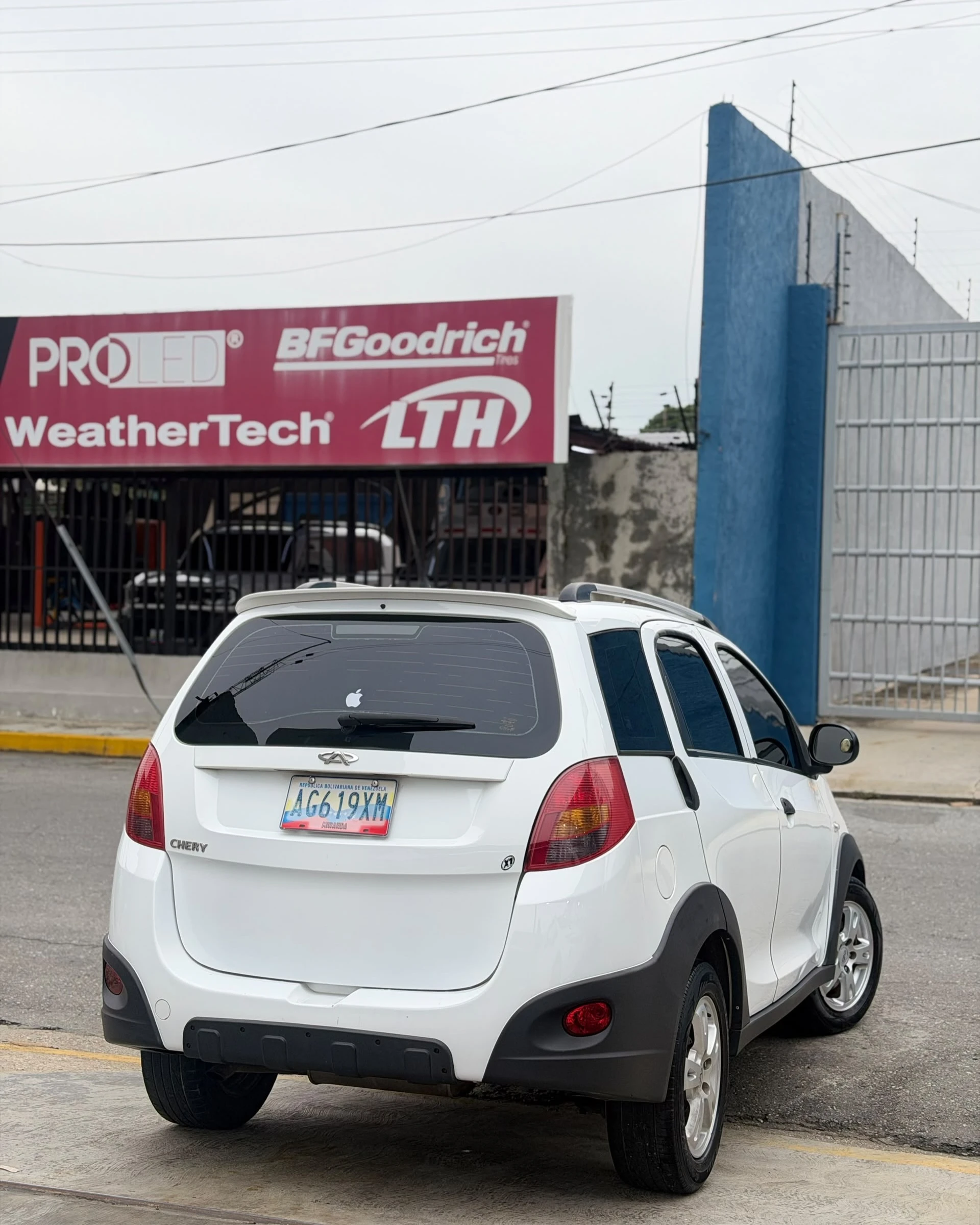 2015 Chery X1 Sedan — foto 2