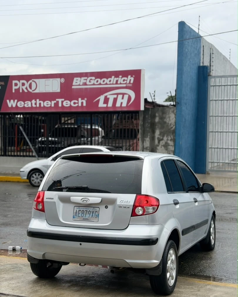 2012 Hyundai Getz Sedan — foto 4