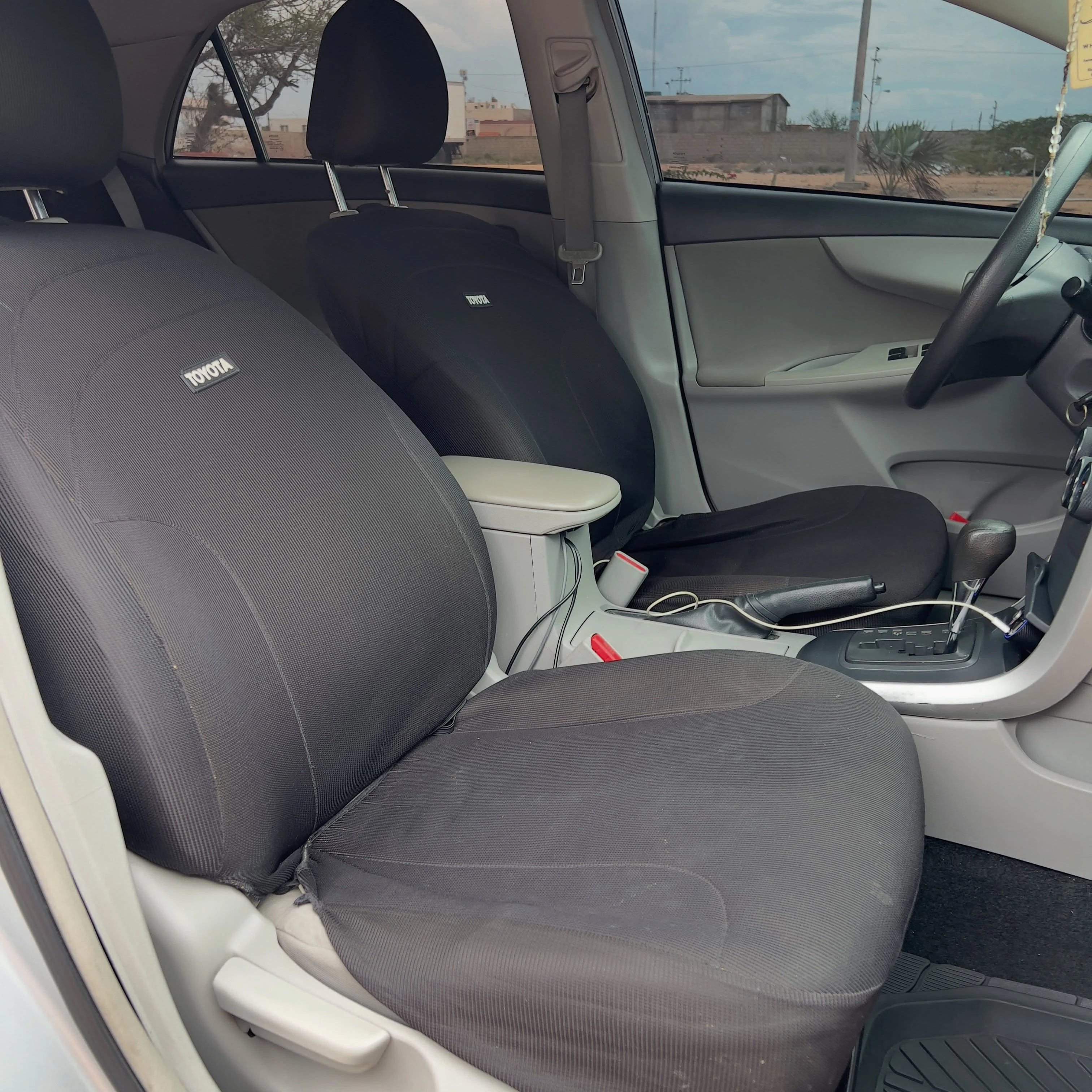 2011 Toyota Corolla XEi — foto 7