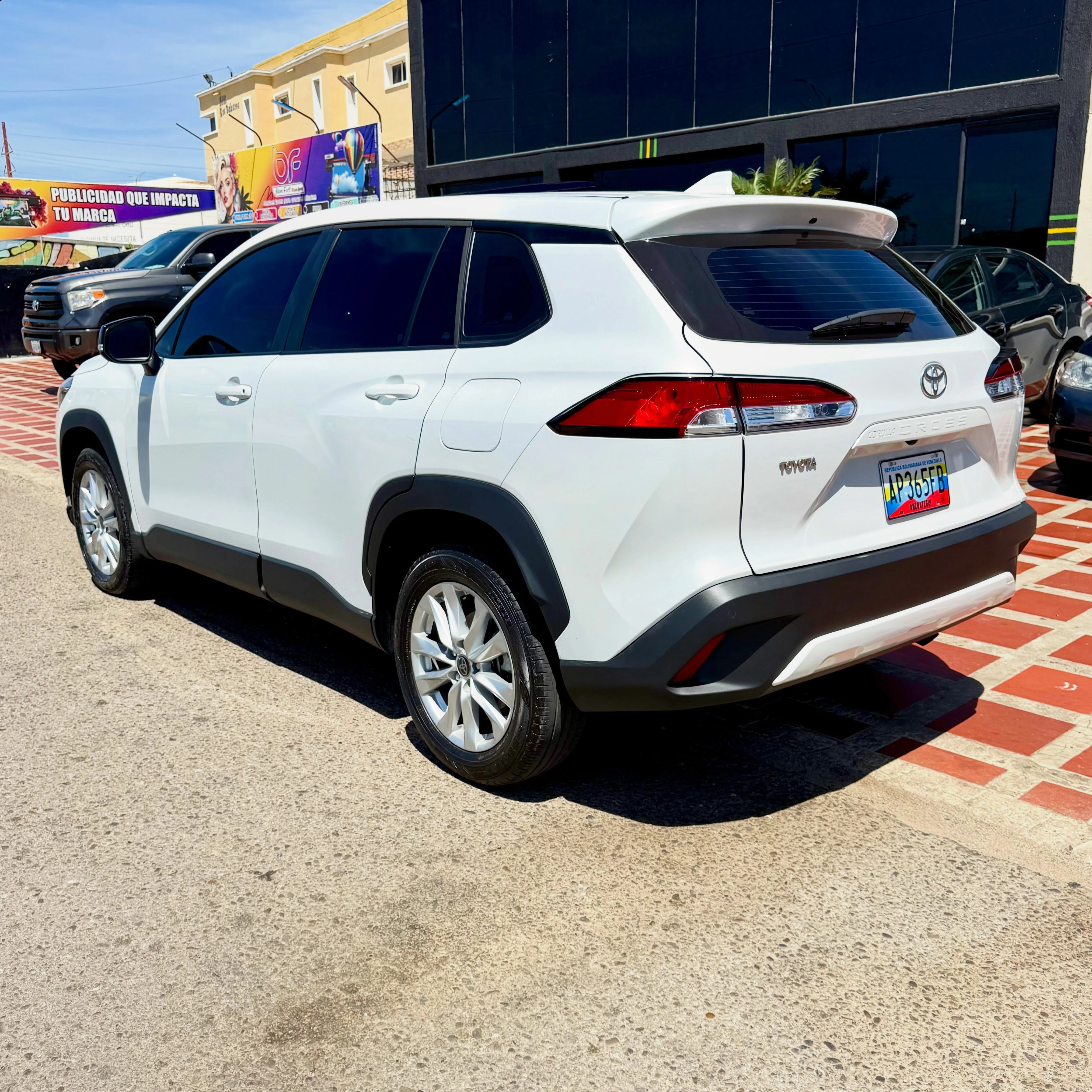 2026 Toyota Corolla Cross Élite — foto 5