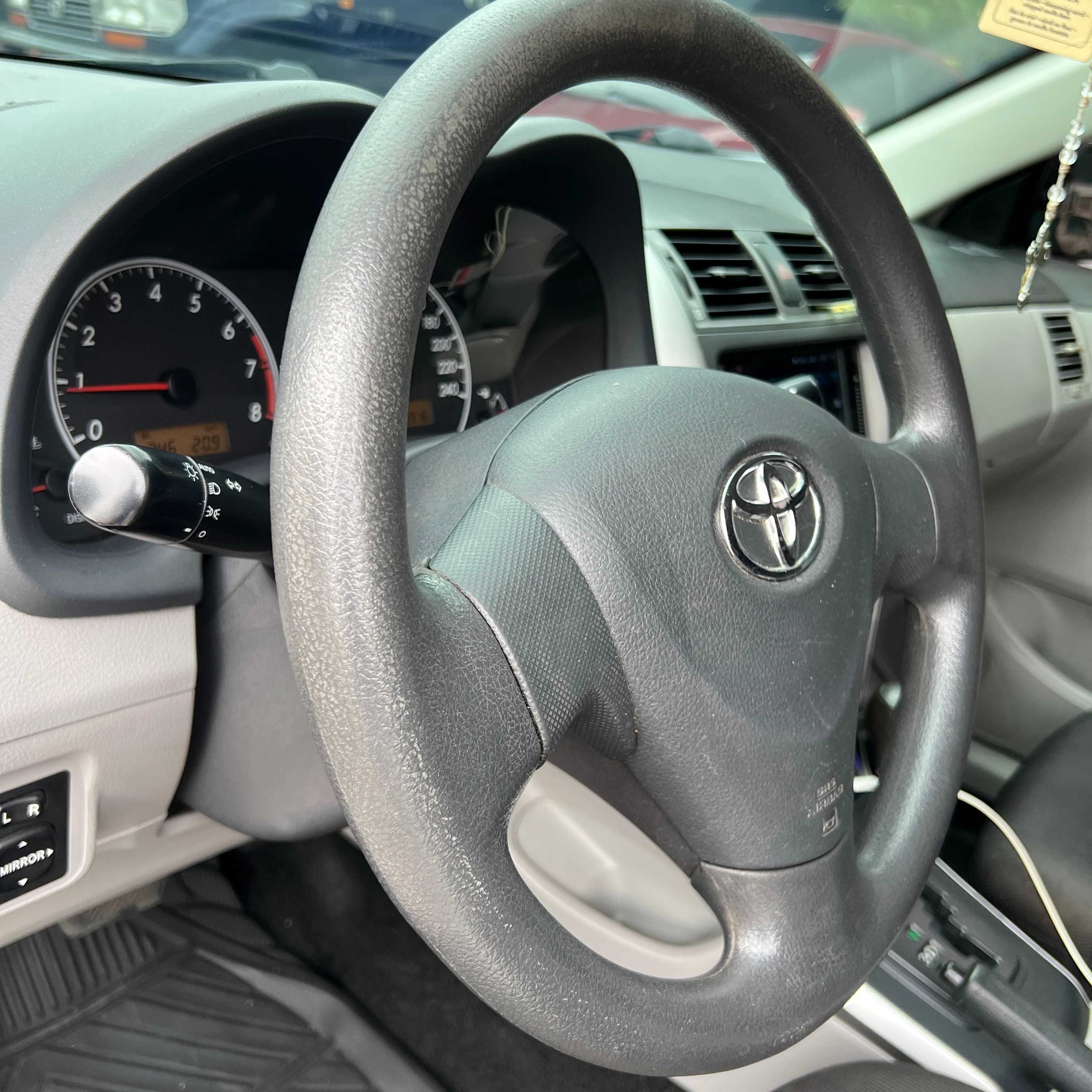 2011 Toyota Corolla XEi — foto 10