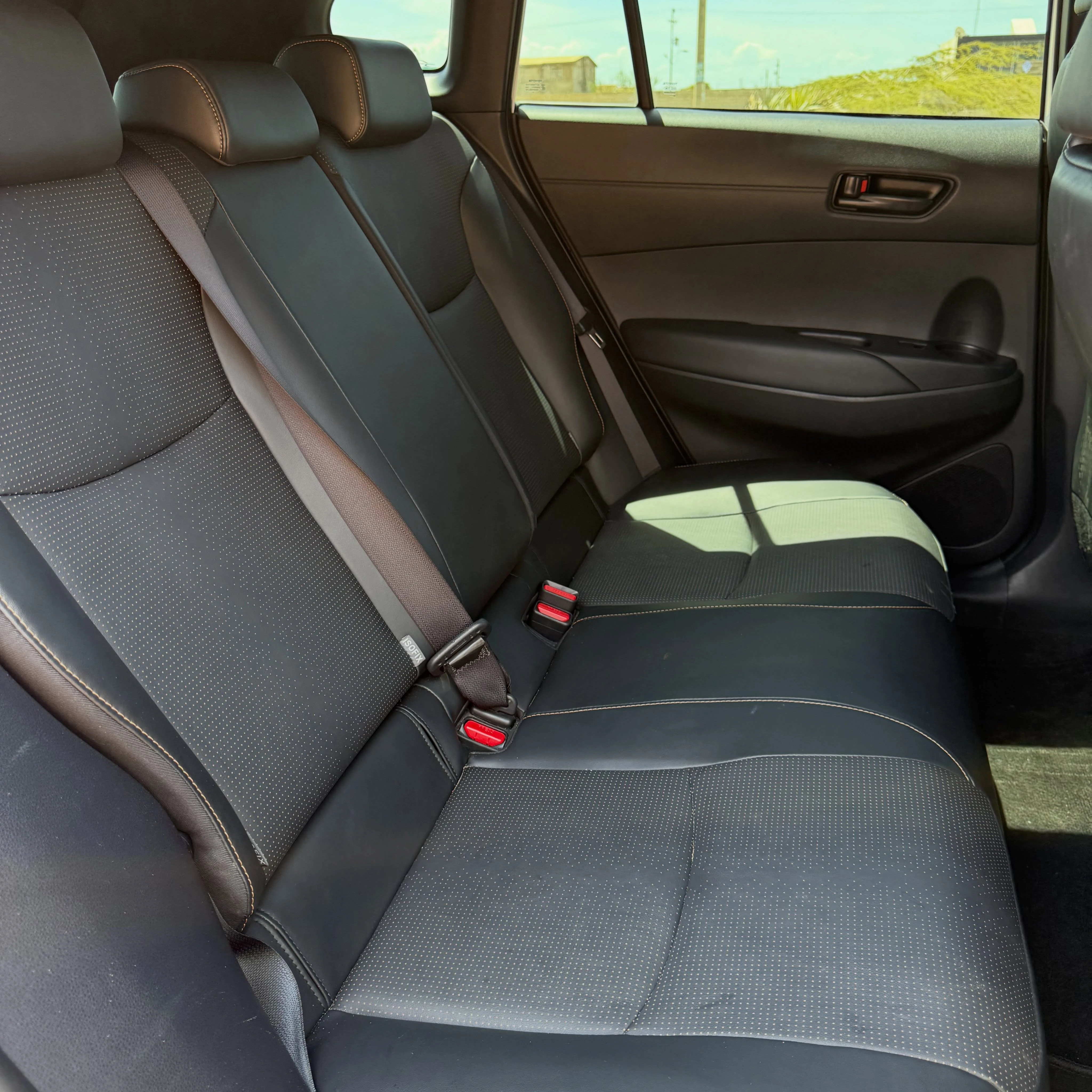 2026 Toyota Corolla Cross Élite — foto 8