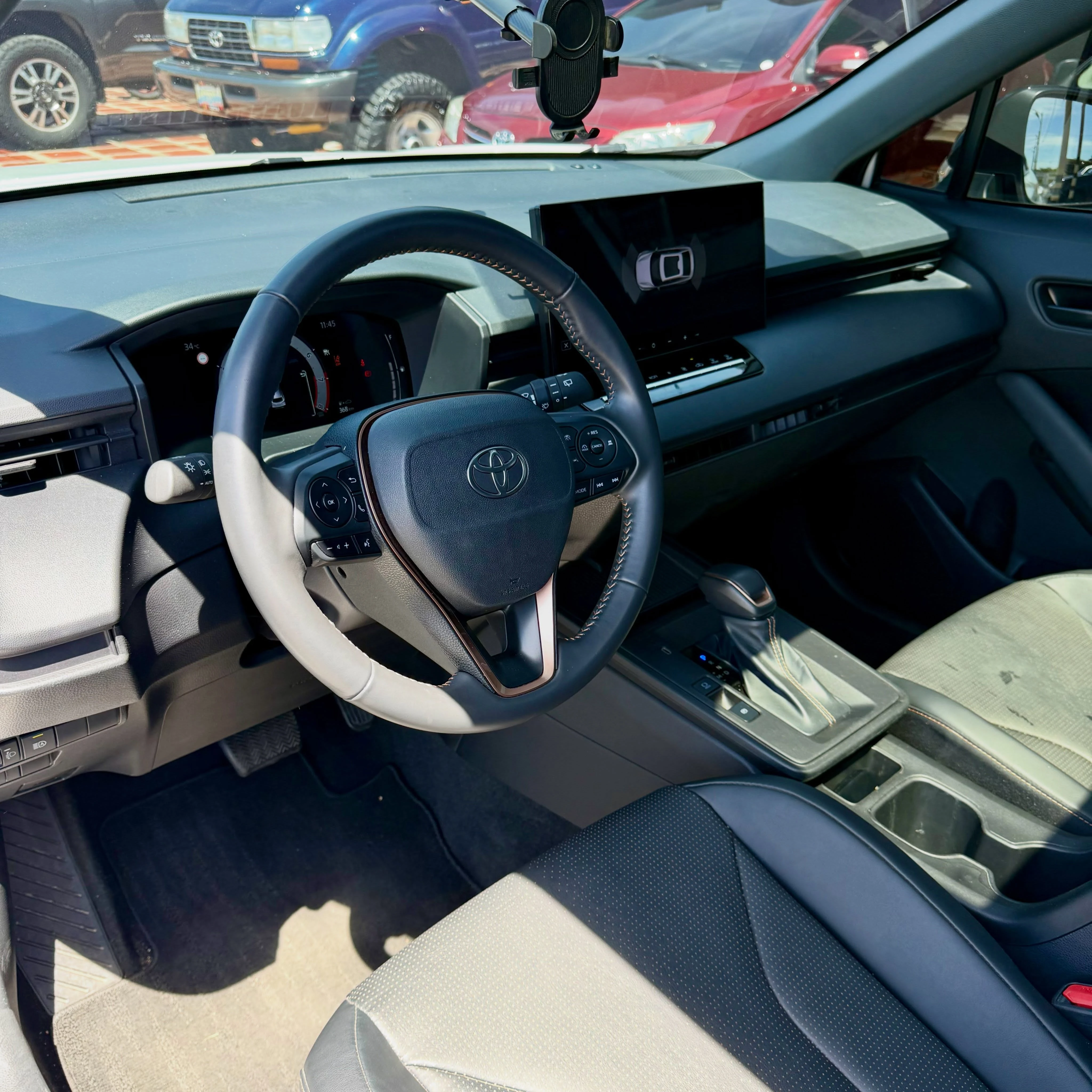2026 Toyota Corolla Cross Élite — foto 11